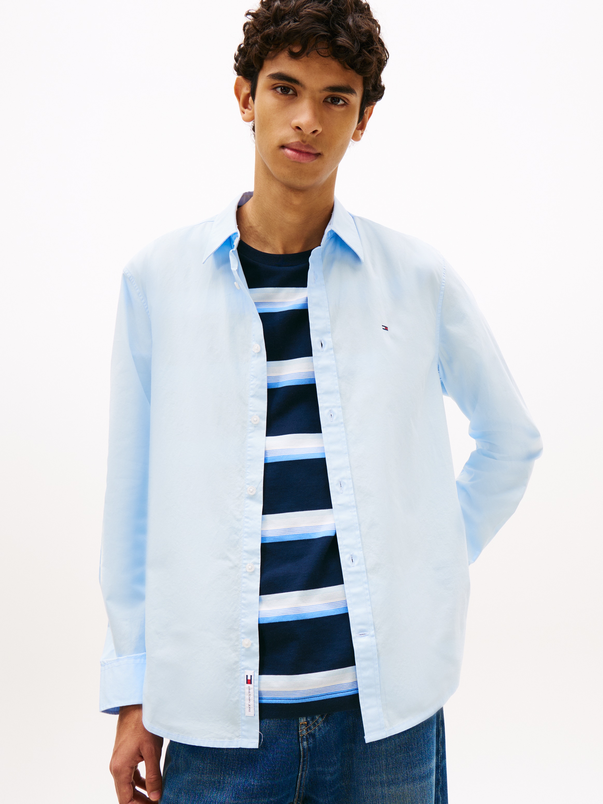 Tommy Jeans Langarmhemd »TJM POPLIN« Regular fit, Kentkragen