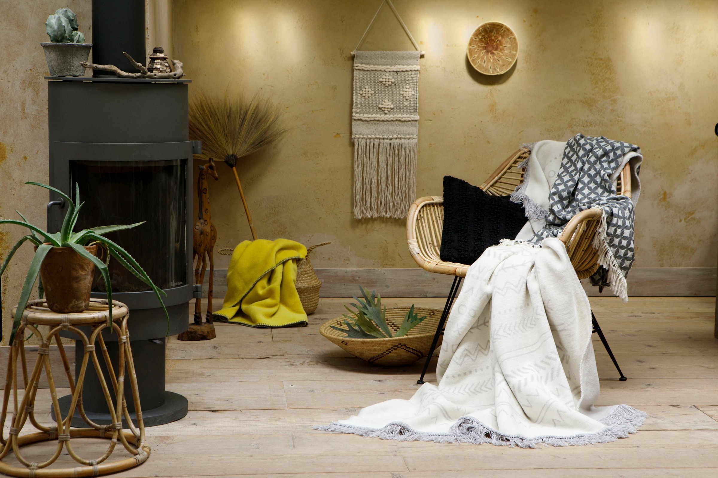 Biederlack Wohndecke »Gode«, mit geketteltem Zierstich, Kuscheldecke
