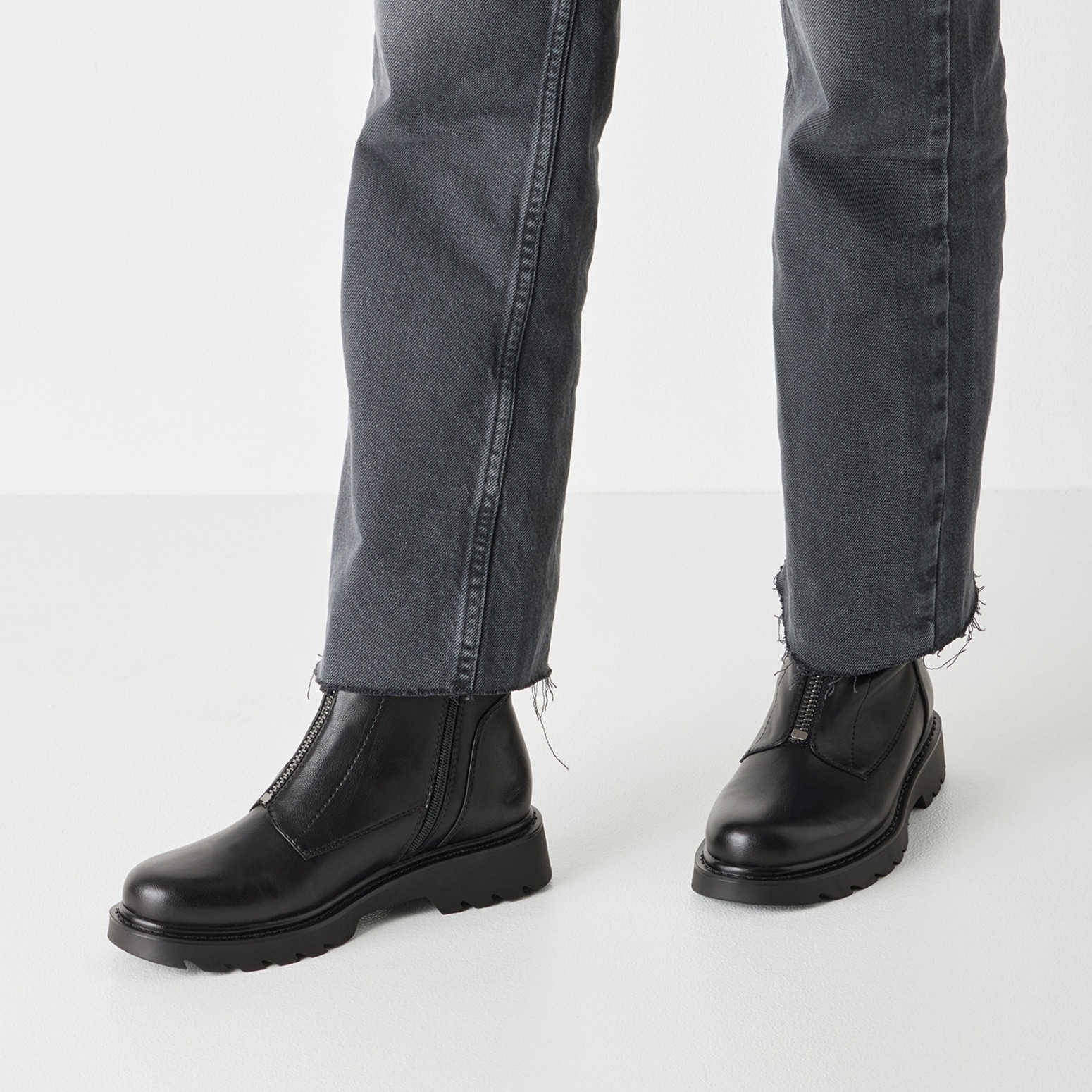 Tamaris Stiefelette, Blockabsatz, Boots mit Front- und Innenreißverschluss