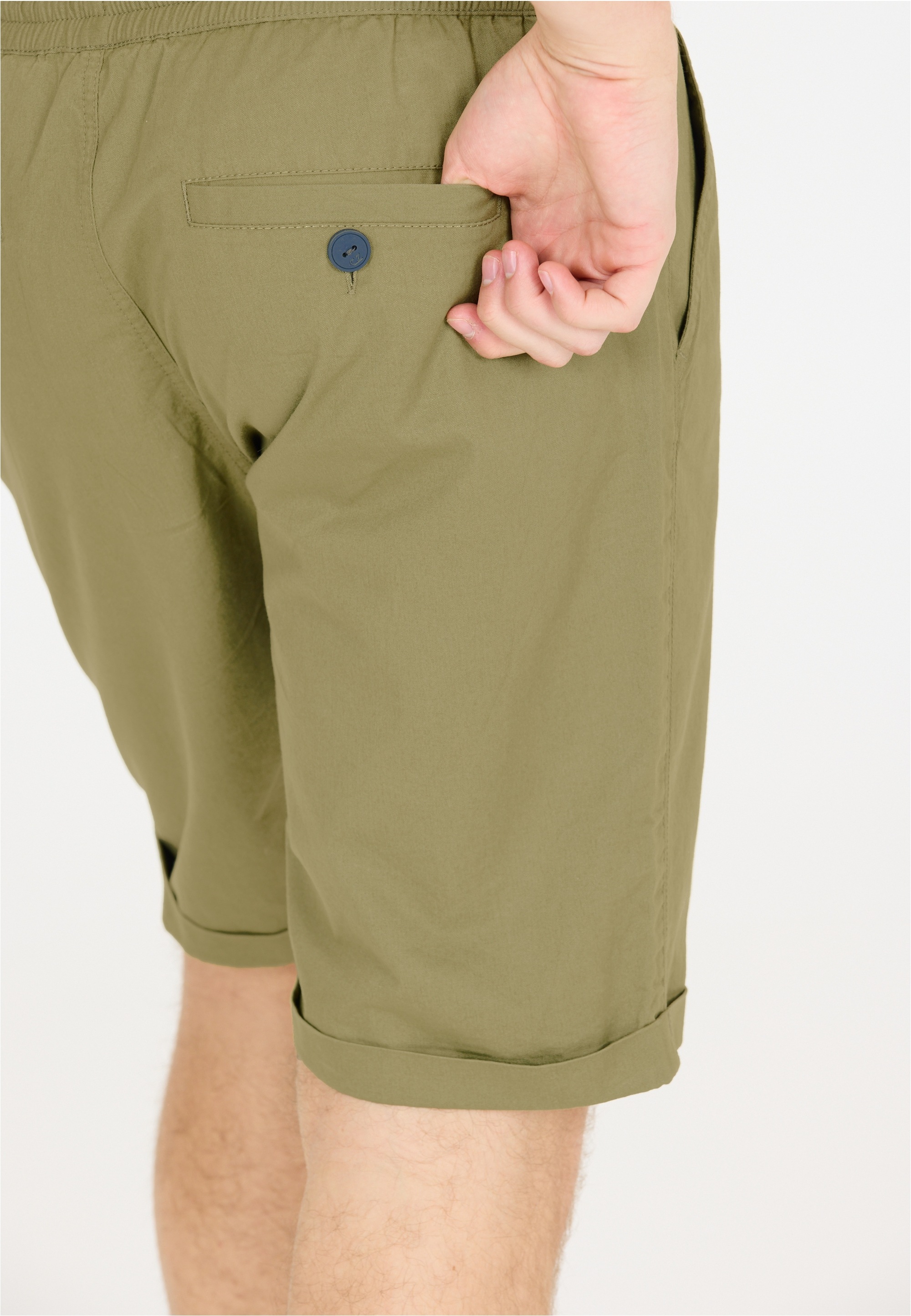 CRUZ Shorts »Gilchrest«, mit praktischen Seitentaschen
