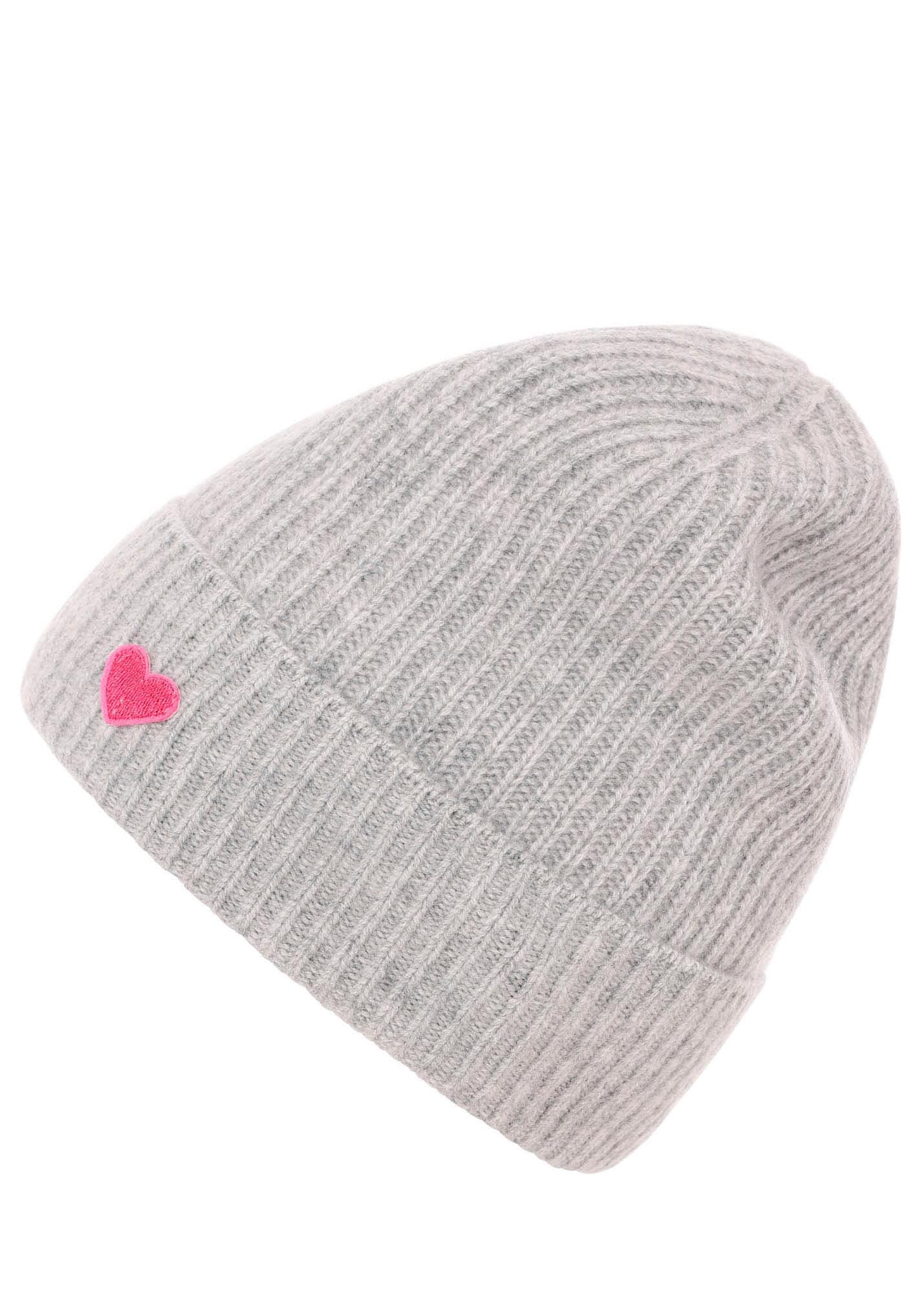 Beanie »Beanie mit Herz Aufnäher«, (Packung), mit herzförmigem Detail