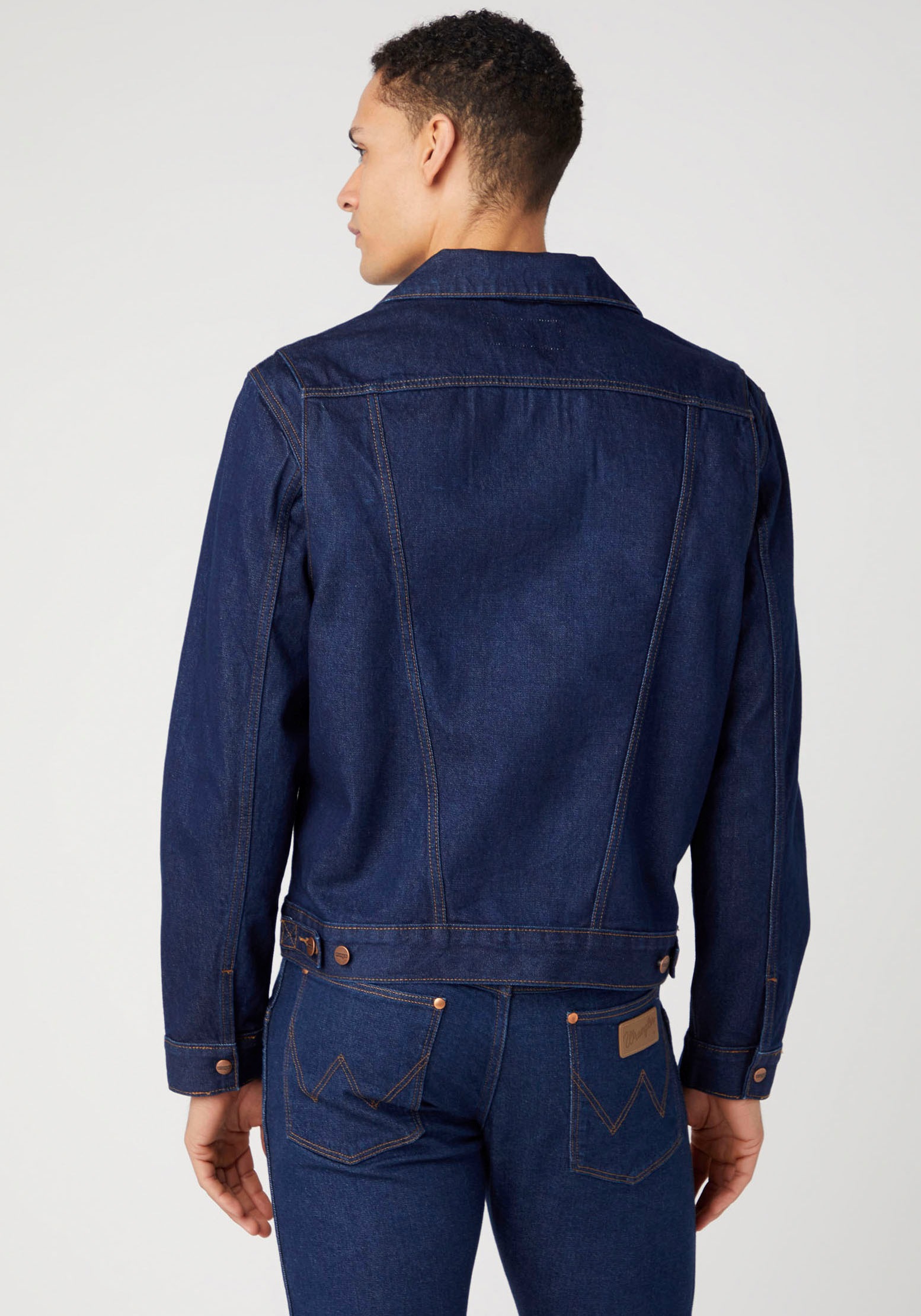 Wrangler Jeansjacke "124MJ", mit Ziernähten günstig online kaufen