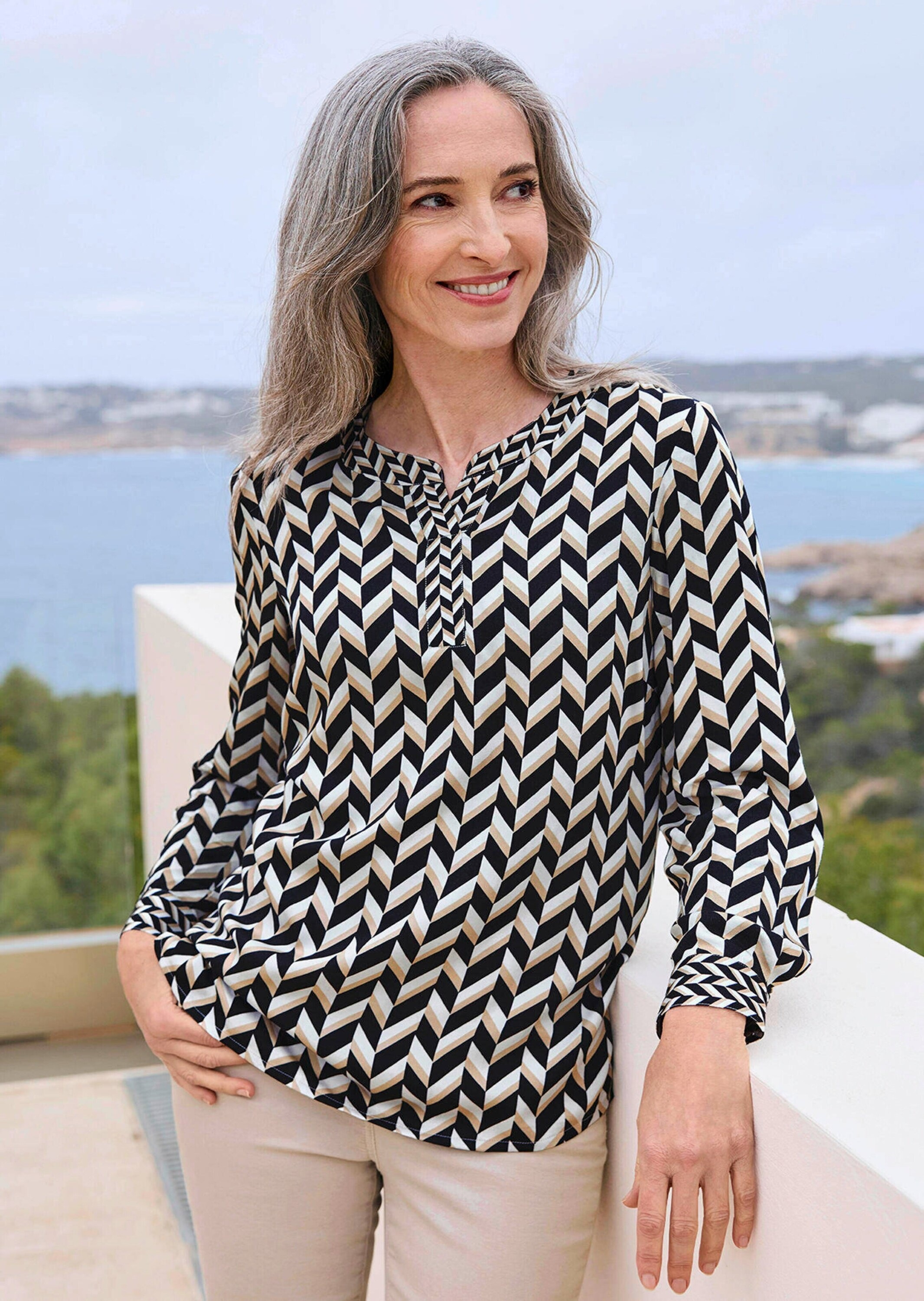 GOLDNER Schlupfbluse »Grafische Viskosebluse mit Rundhals«