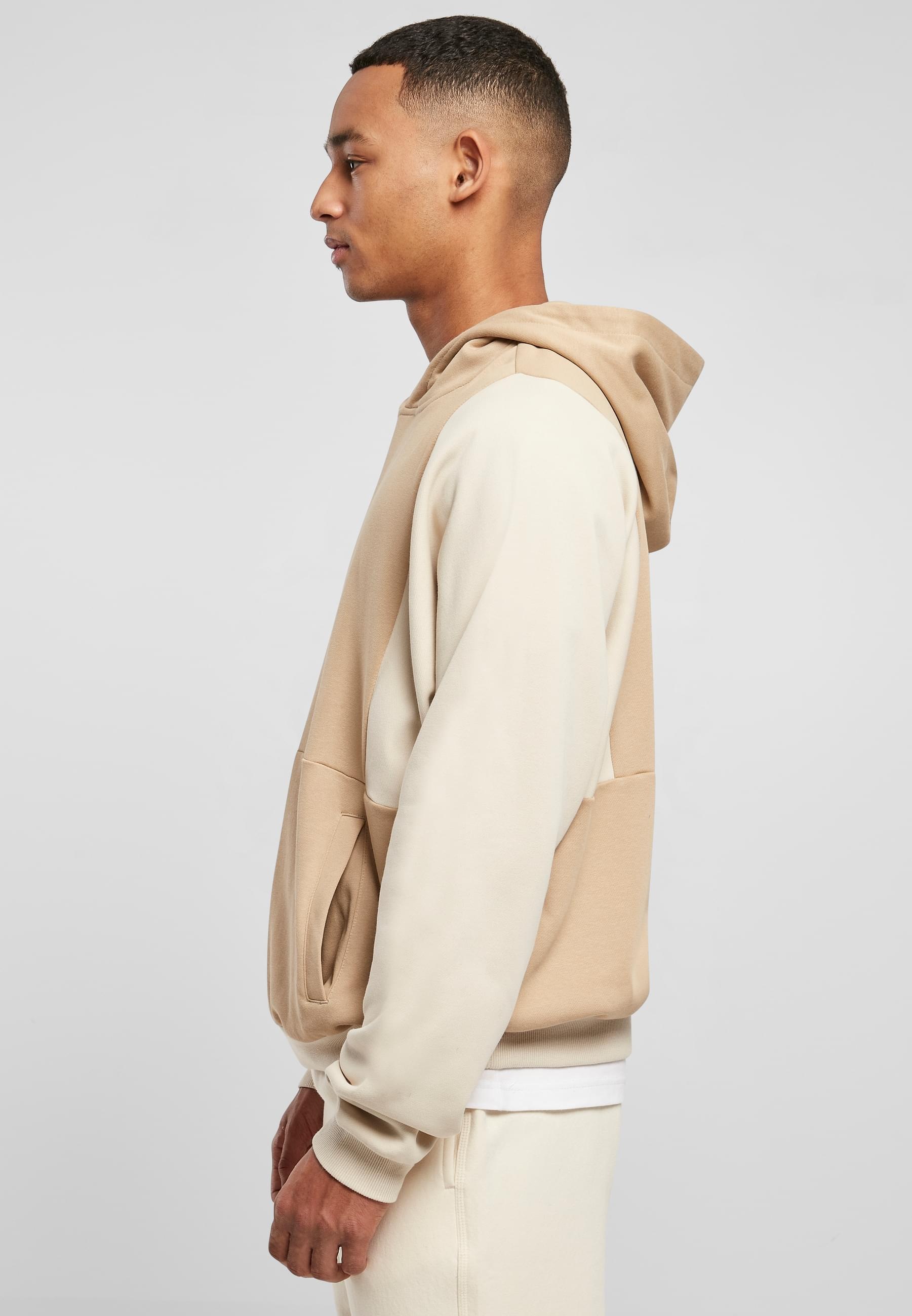URBAN CLASSICS Kapuzensweatshirt »Urban Classics Herren Cut On Sleeve Hoody«, (1 tlg.)