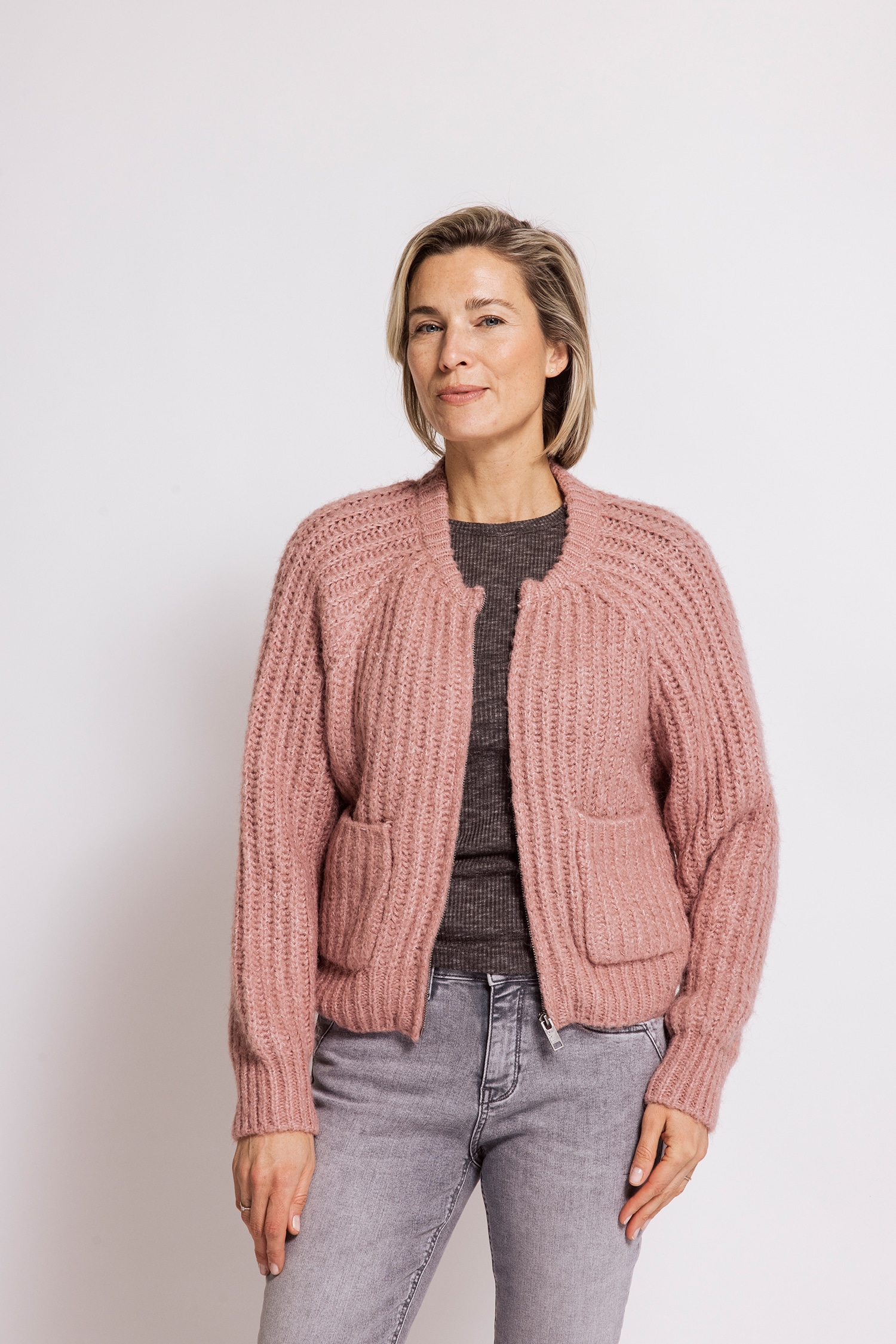 Zhrill Strickjacke »CORINNA« lässiger Look, Regular Fit, mit Reißverschluss, mit Rippenstruktur
