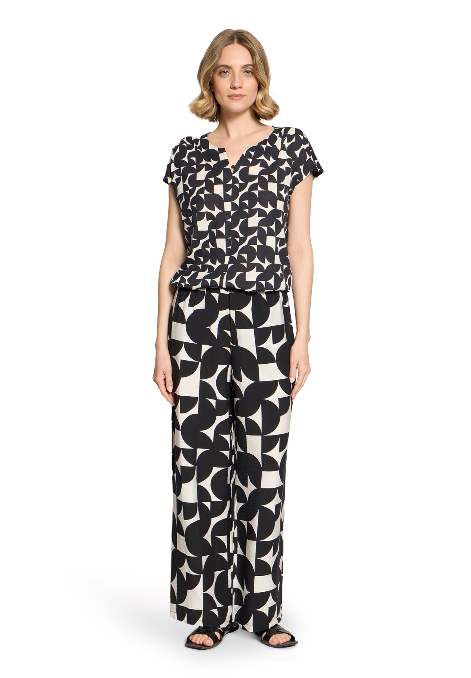 Betty&Co Kurzarmshirt »Damen mit Gummizug« 1