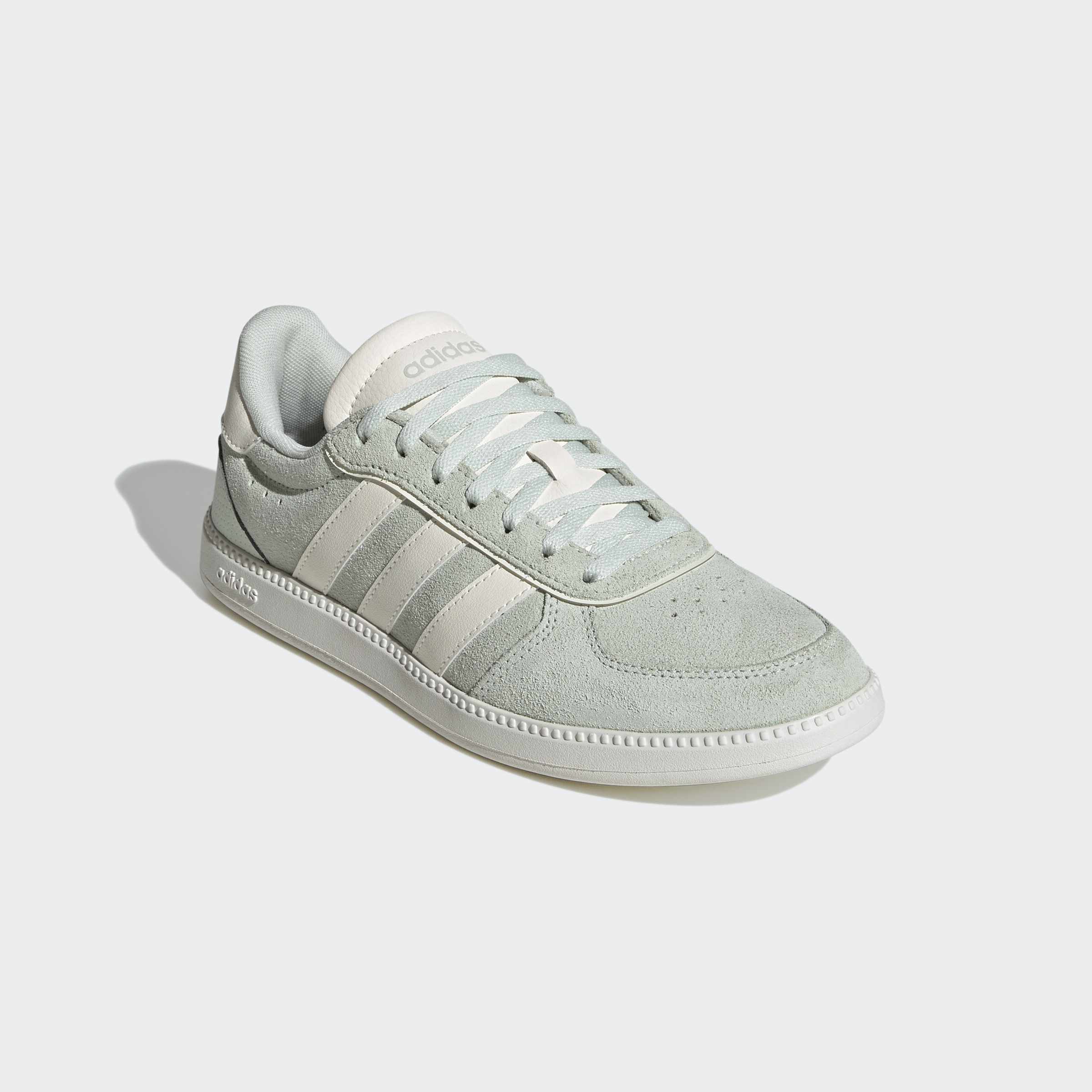adidas Sportswear Sneaker "BREAKNET SLEEK" inspiriert vom Design des adidas handball spezial