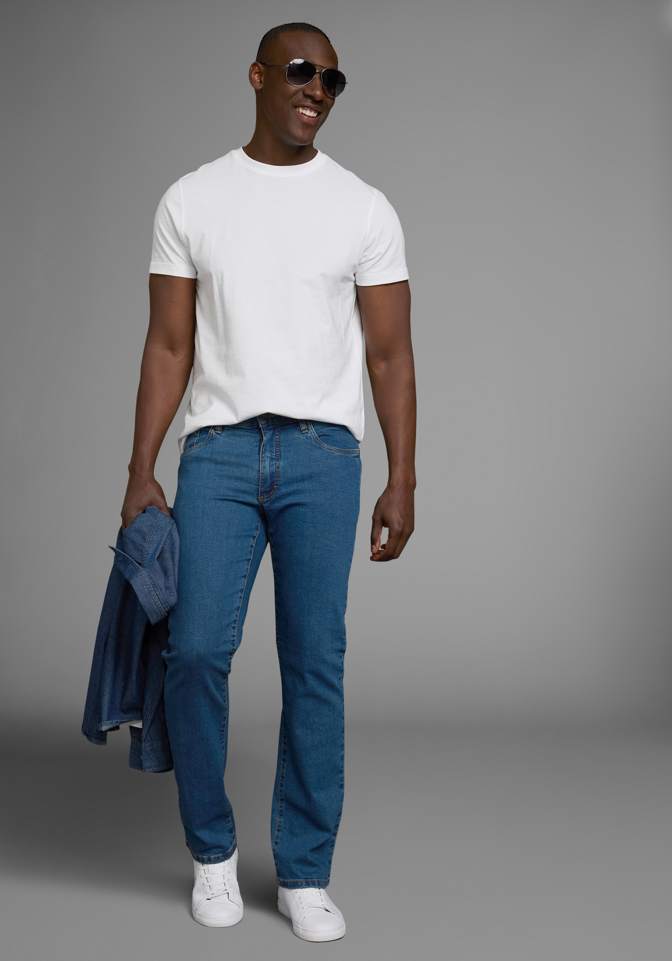 Arizona Stretch-Jeans »John«, (Packung, 2 tlg.), gerade Beinform, niedrige Leibhöhe, mit Five-Pocket-Konfiguration
