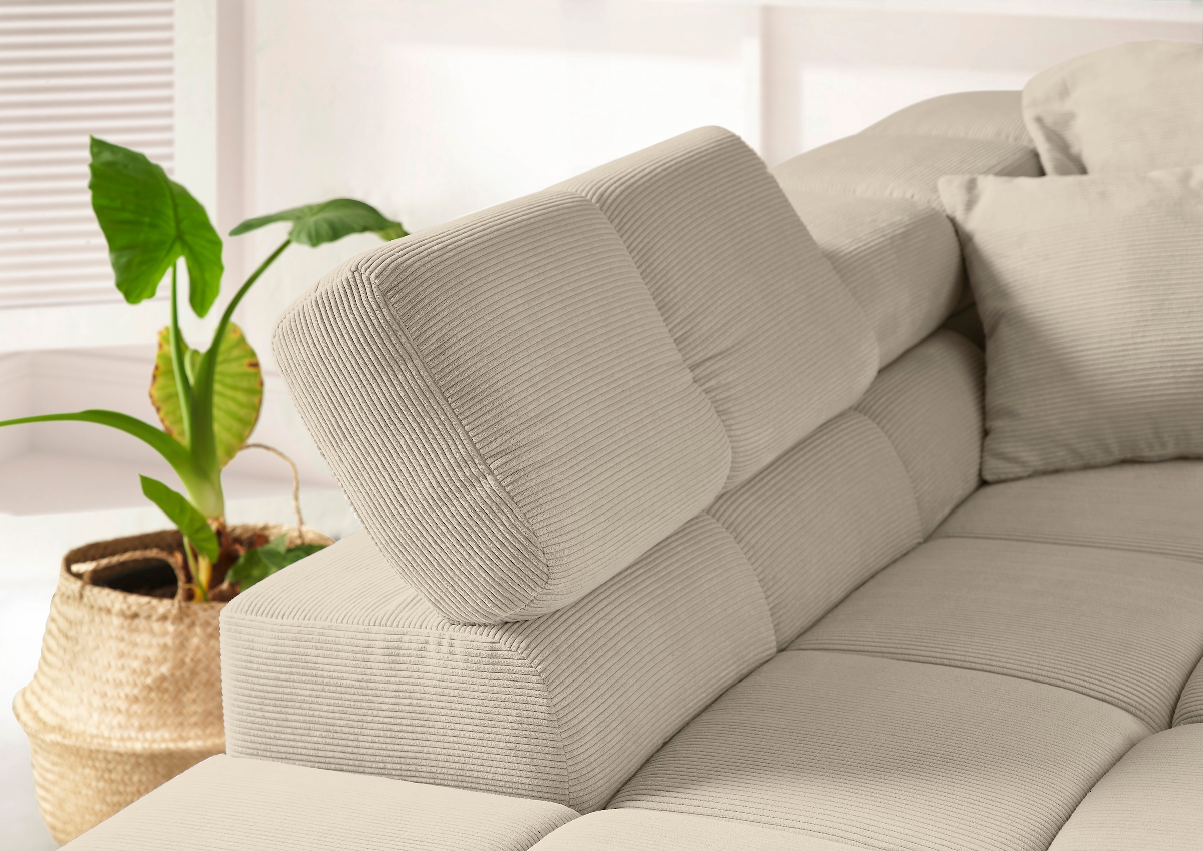 INOSIGN Ecksofa »Ancona incl. Kopfteilverstellung, Zierkissen Breite 319cm, L-Form«, wahlweise motorische Sitztiefenverstellung, auch in Cord + Easy Care