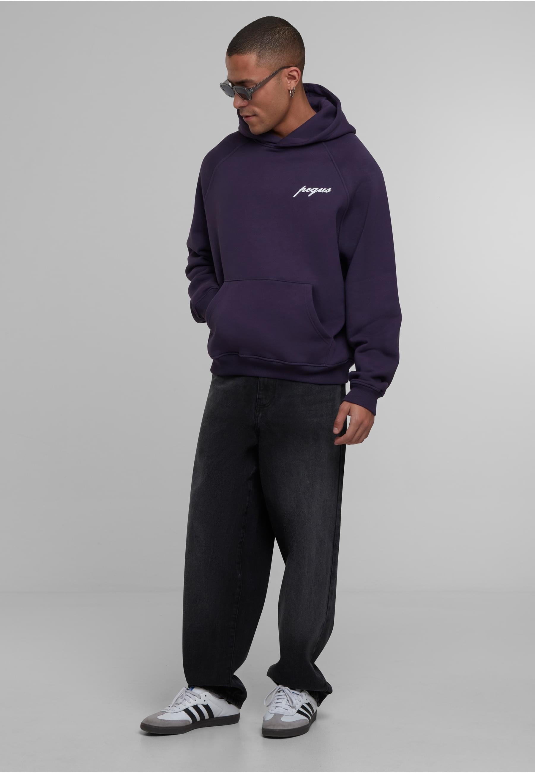 PEQUS Kapuzensweatshirt »PEQUS PEQUS Chest Logo Hoodie«, (1 tlg.)