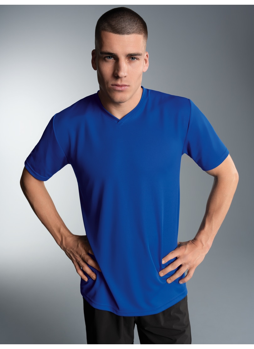 Trigema T-Shirt »TRIGEMA V-Shirt COOLMAX®« 1 Stk.