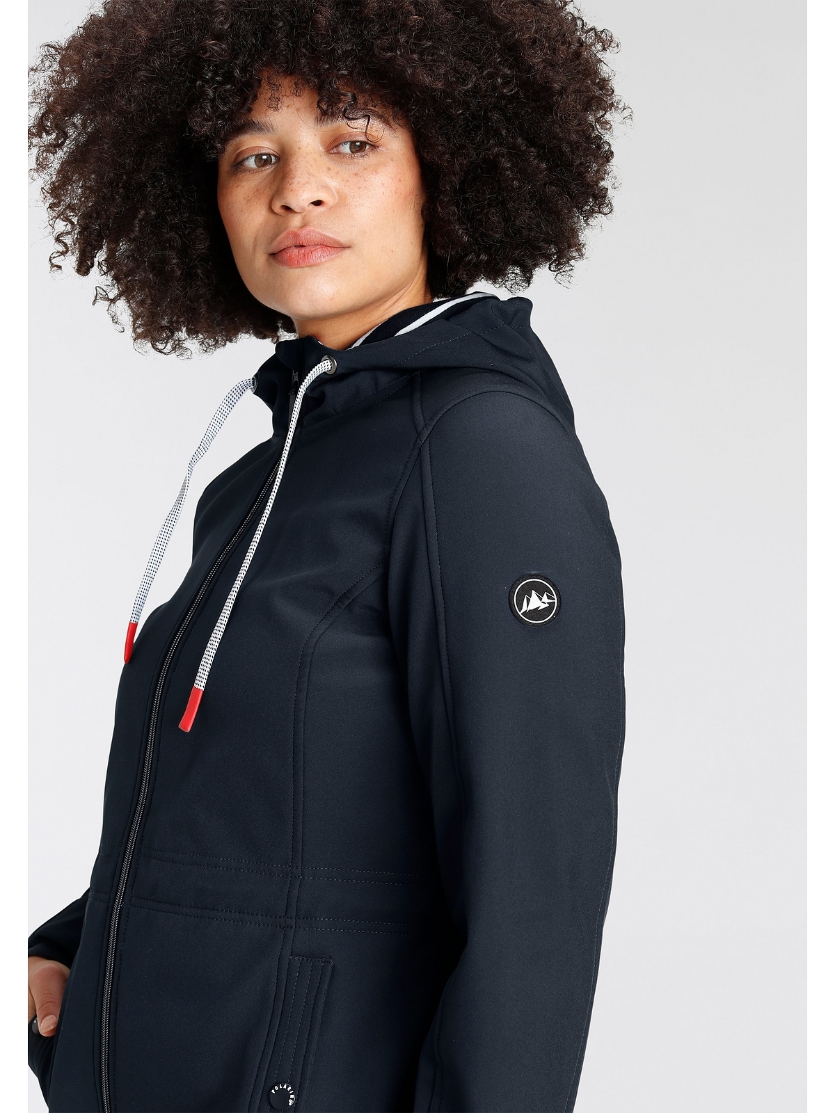 Polarino Softshelljacke »Große Größen«, mit Kapuze, Logo auf dem Ärmel