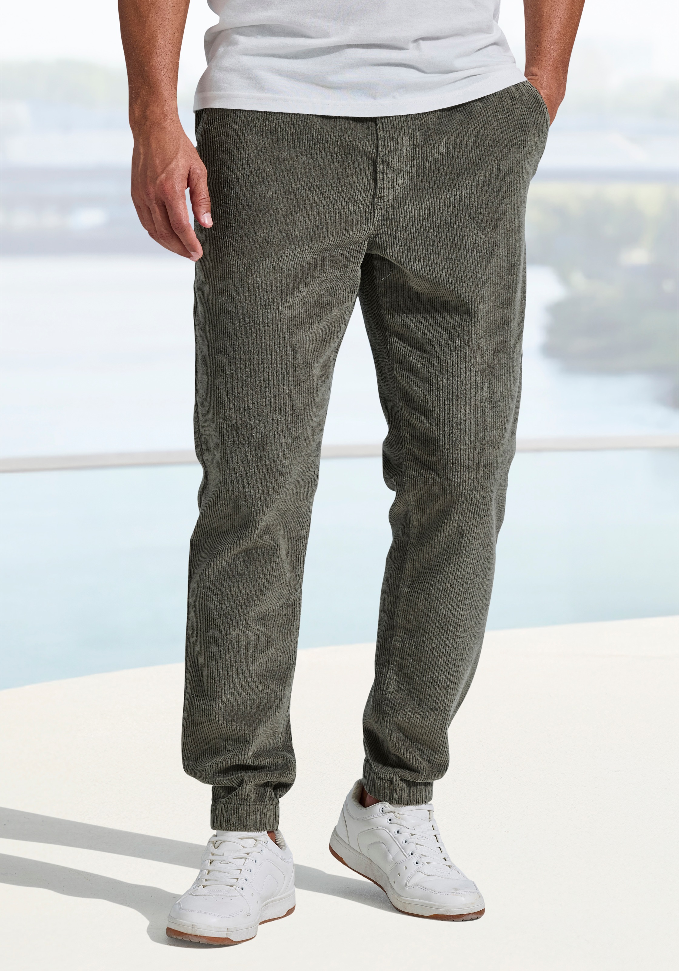 John Devin Jogger Pants "Jogg Pants", elastischer Cord aus Baumwoll-Stretch günstig online kaufen