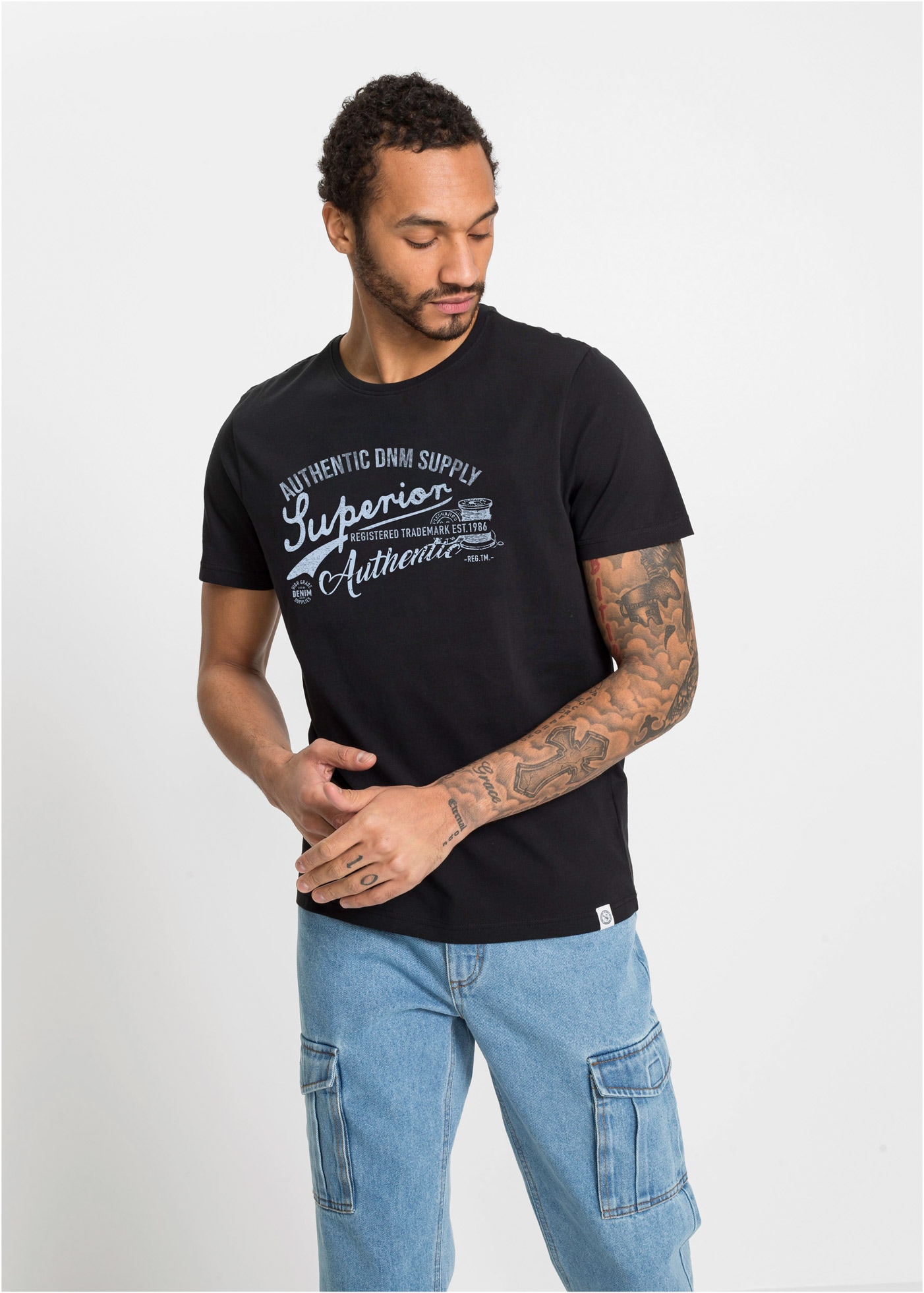 bonprix T-Shirt Packung, 2 regular fit, Kurzarm, coole Frontprints