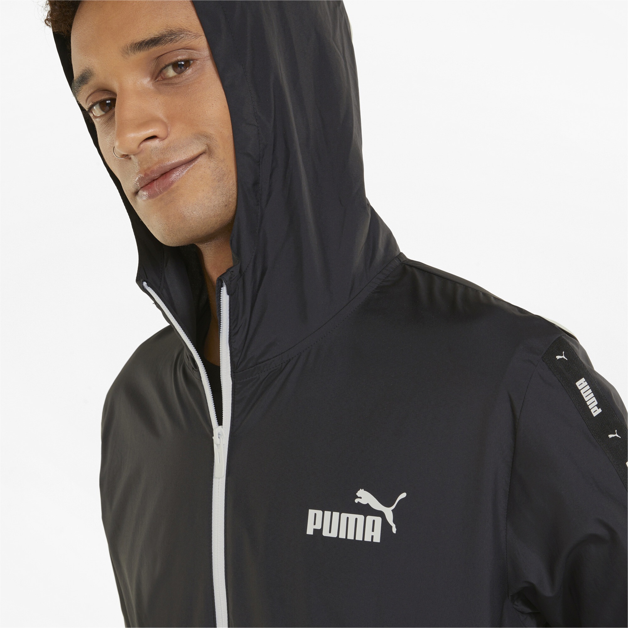 PUMA Windbreaker »ESS+ Taped Windbreaker Herren«
