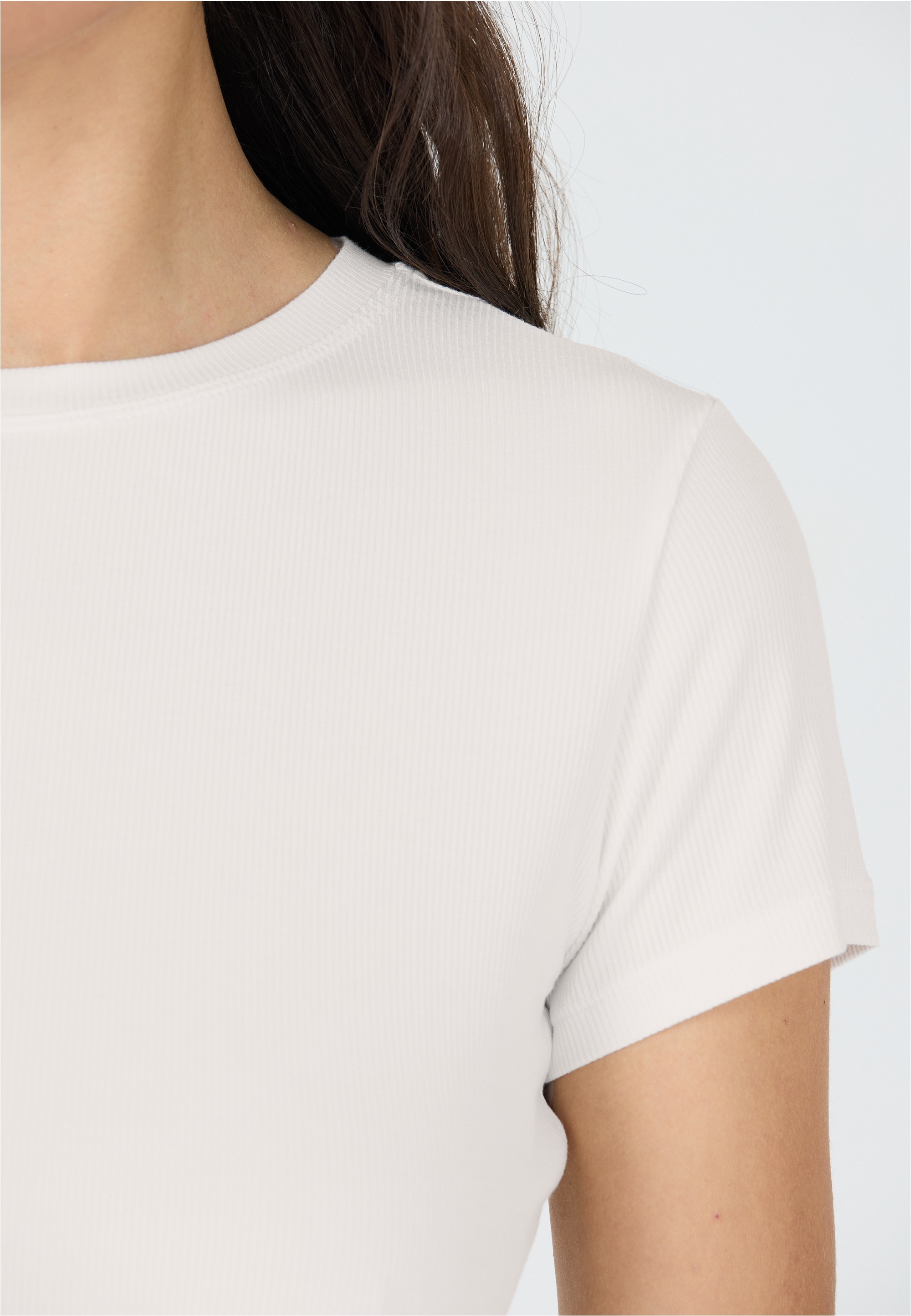 ATHLECIA Funktionsshirt »Tinashe«, im simplen und schnelltrocknenden Design