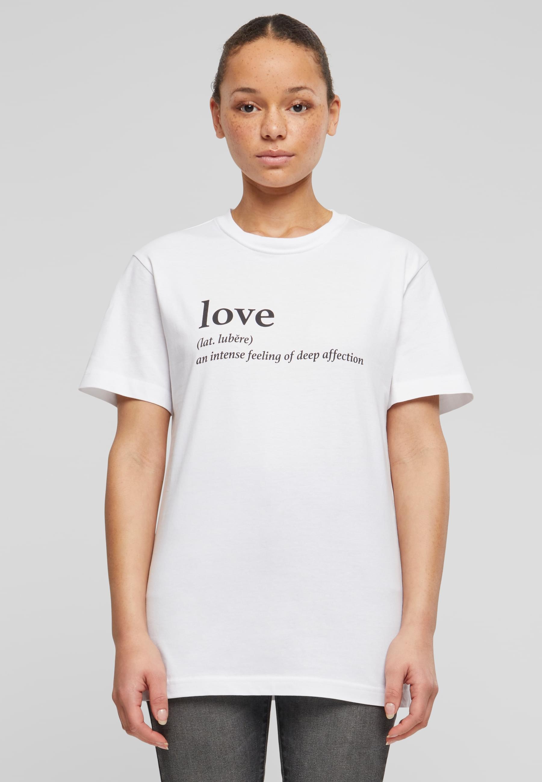 MisterTee T-Shirt »MisterTee Herren Love Definition T-Shirt Round Neck«, (1 tlg.)
