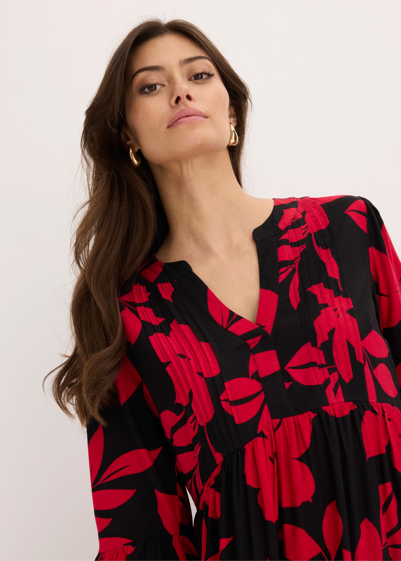 bonprix Maxikleid »Maxikleid aus fließender Viskose« für modischen Auftritt, aus Viskose, A-Linie, 3/4-Ärmel