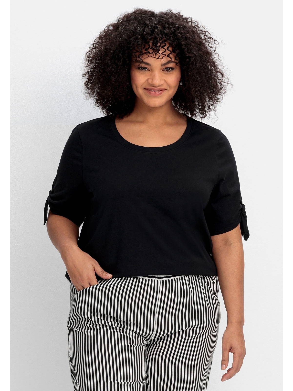 Offizieller Outlet-Versandhandel Sheego T-Shirt »Große Größen«, online kaufen Knotendetail Ärmelsaum BAUR am mit 