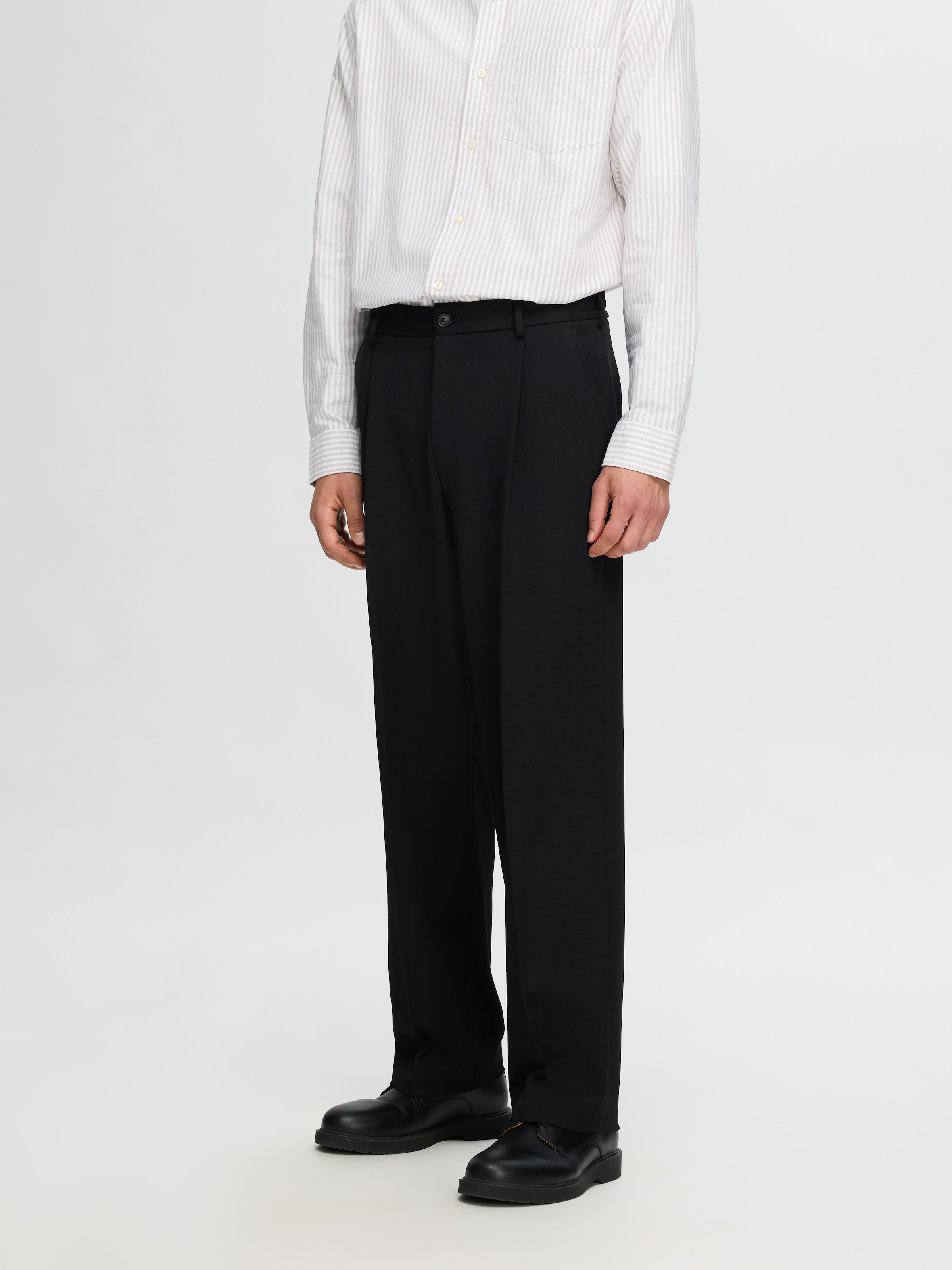 SELECTED HOMME Chinohose "SLH220-LOOSE FINN FLEX PANTS NOOS" günstig online kaufen