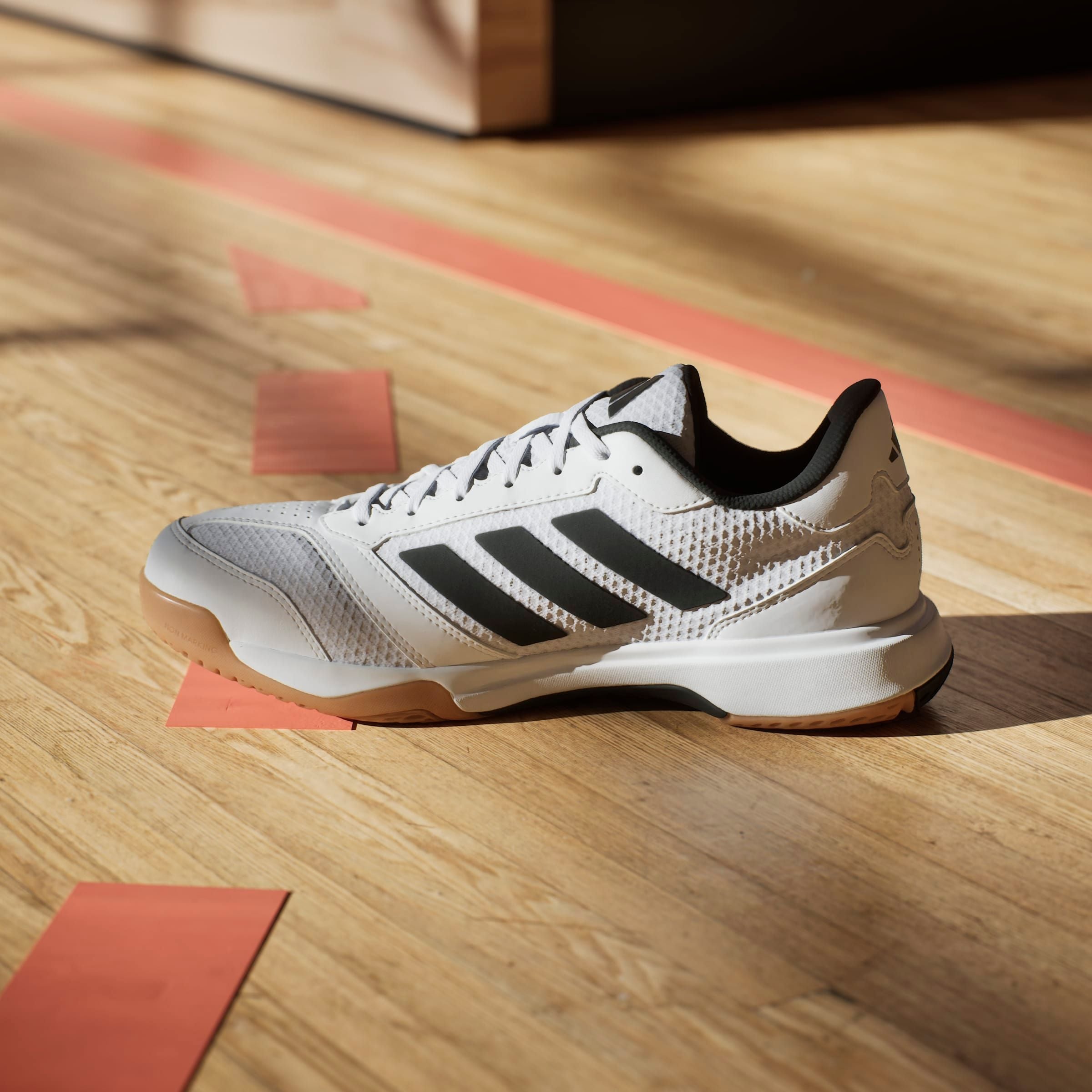 adidas Performance Hallenschuh »LIGRA 8 INDOOR«