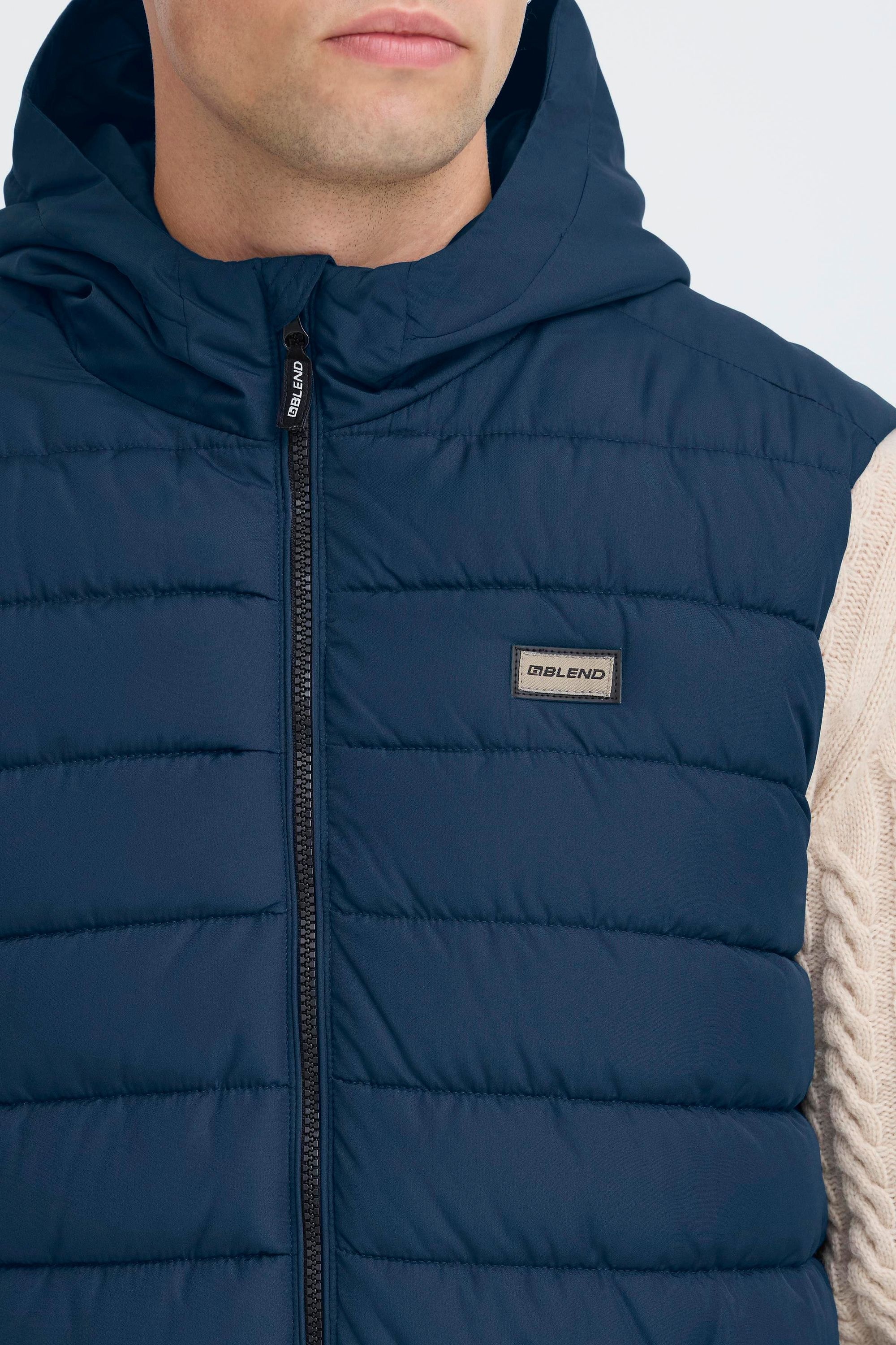 Blend Steppweste »BHMelai« Stilvolle Basic Steppweste mit Taschen und Kapuze