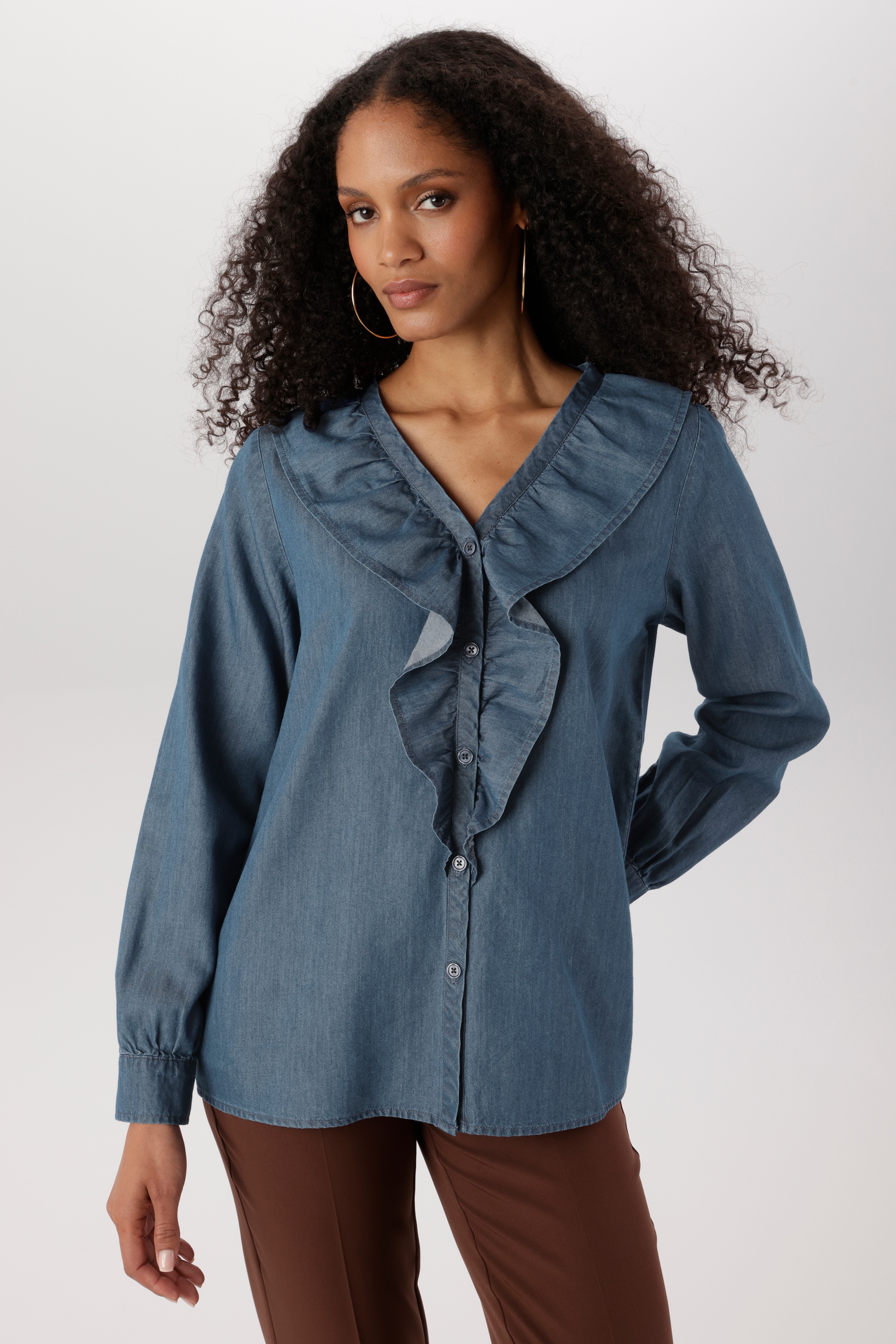 Aniston SELECTED Jeansbluse mit Volants am streckenden V-Ausschnitt - NEUE KOLLEKTION