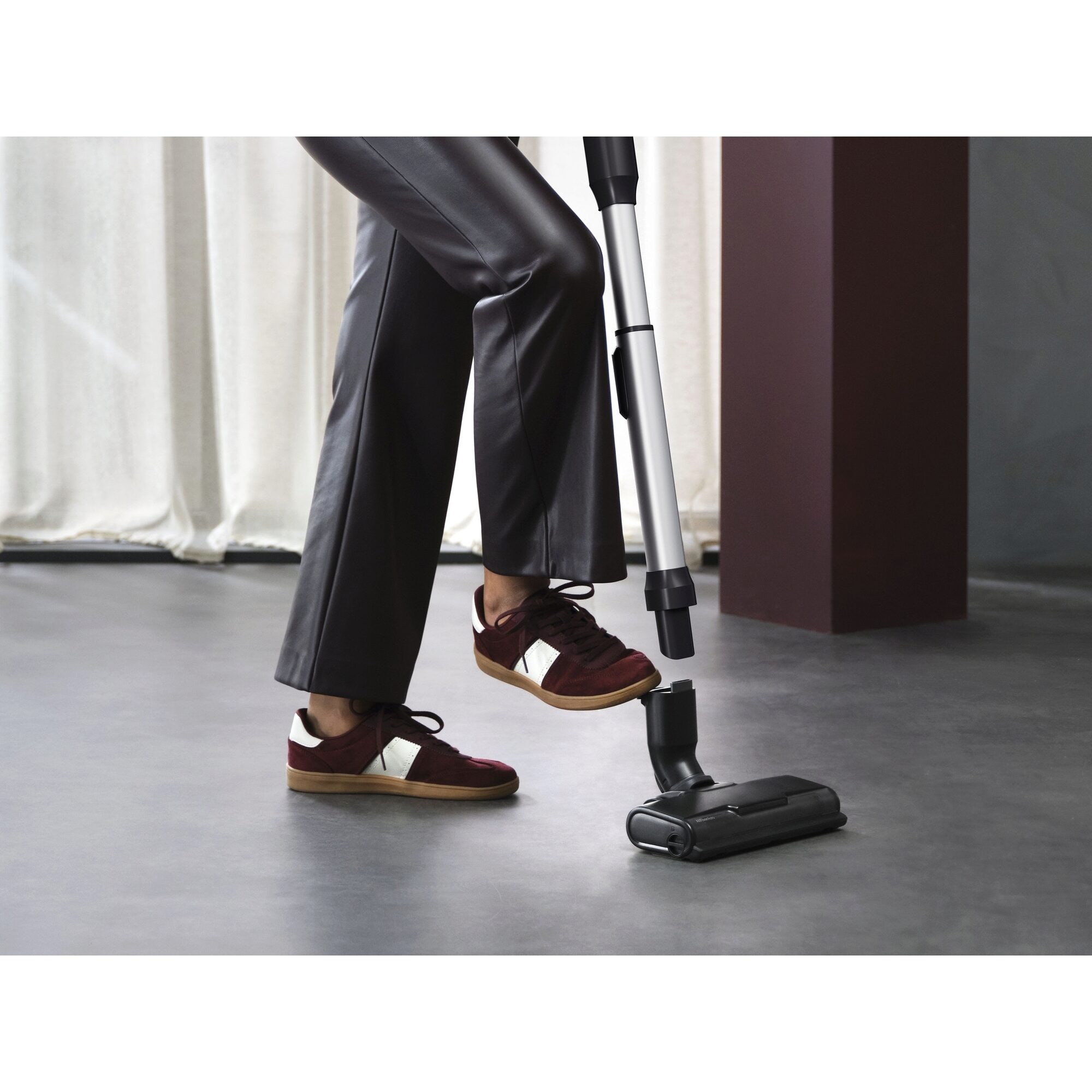 AEG Akku-Hand-und Stielstaubsauger »AP72UB21ES« Leistungsstark-HEPA-Filter; hygienischer All-in-One Station