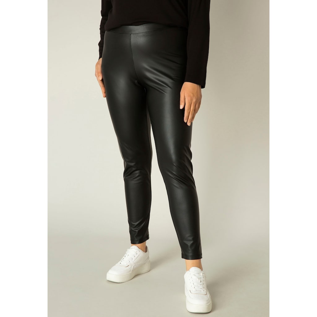 Base Level Curvy Leggings »Alene«, In leicht glänzender Lederimitat-Optik