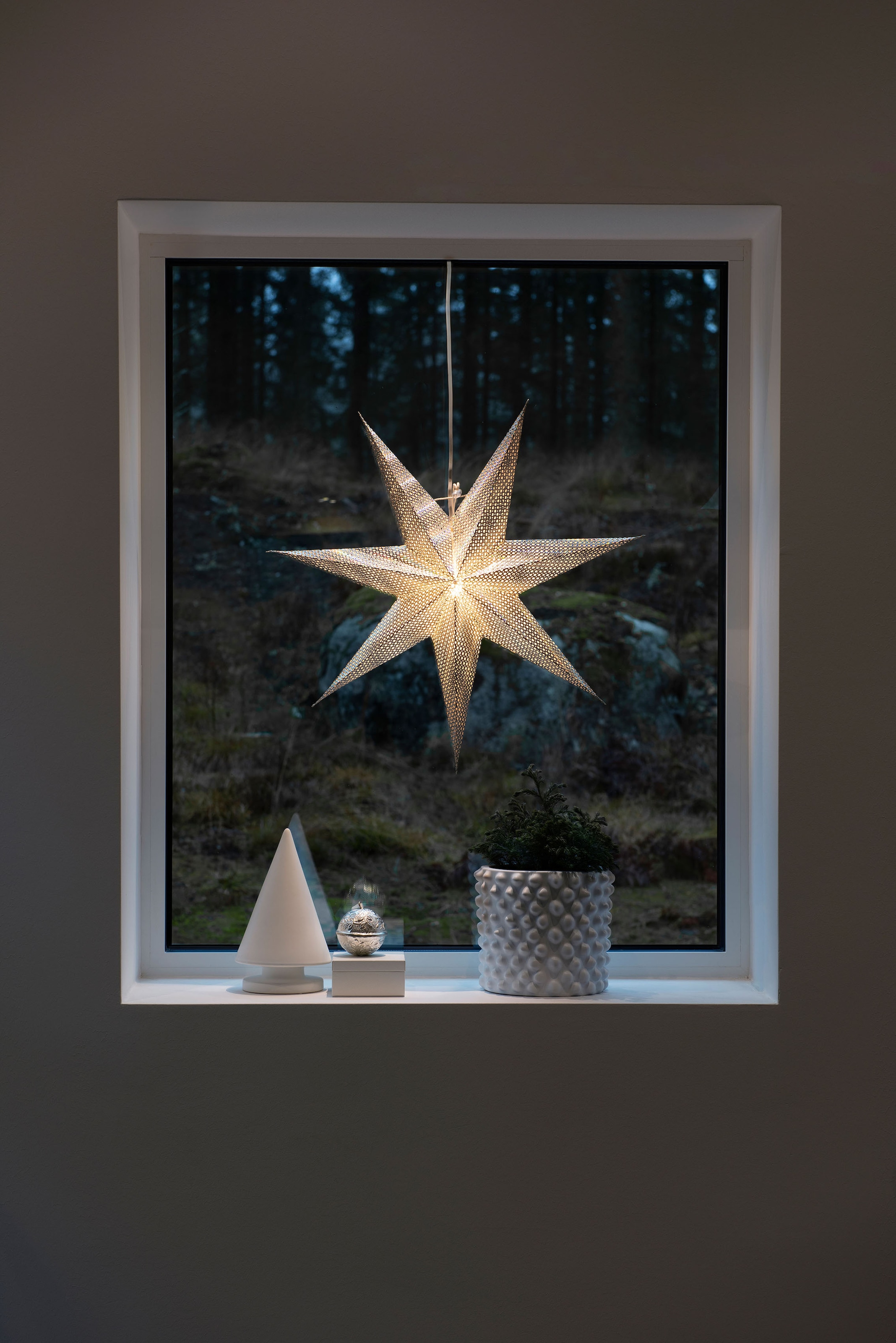 KONSTSMIDE Dekostern »Weihnachtsstern, Weihnachtsdeko«, (1 St.), beleuchteter Papierstern mit 7 Zacken, metallisch