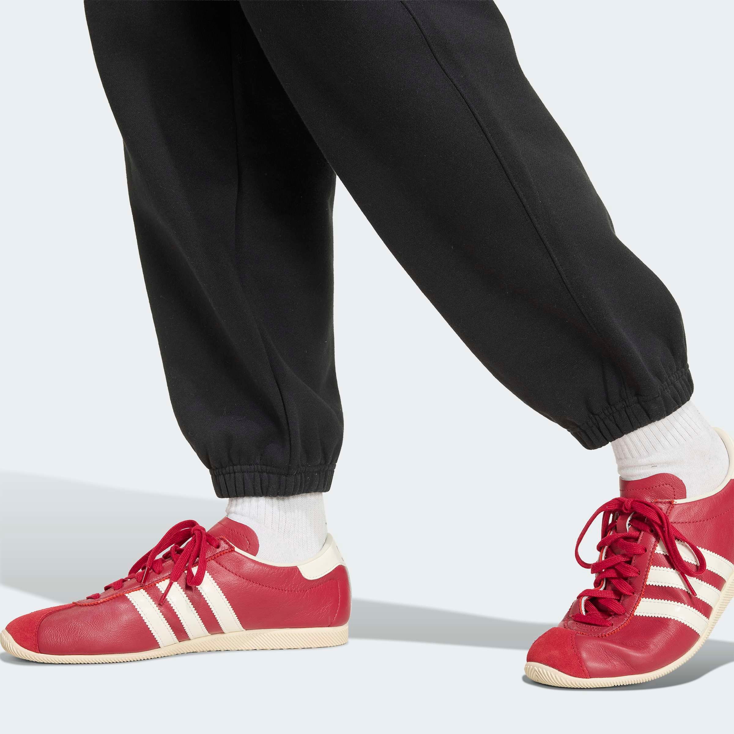 adidas Originals Sporthose »ESS FL JOGGER«  mit Gummizug, für Erwachsene, aus Baumwolle, normale Weite