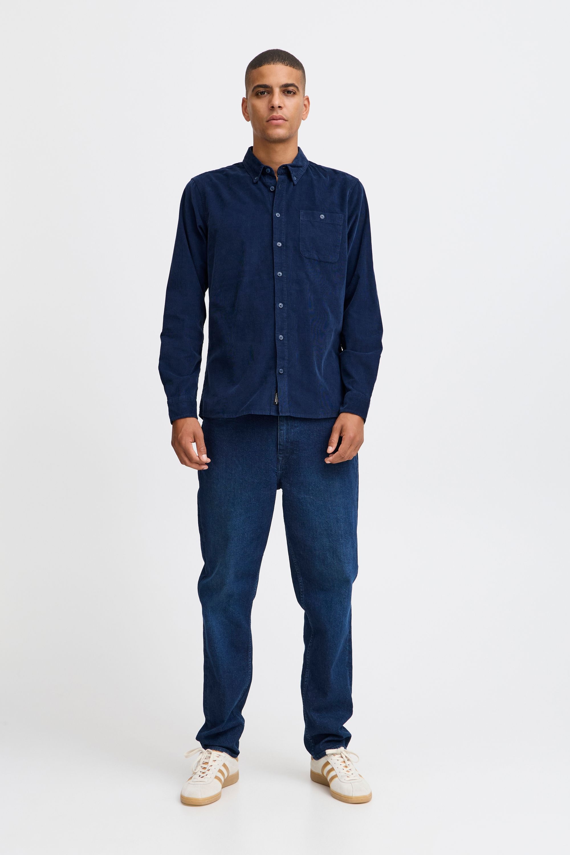 Thumbnail - Blend Langarmhemd "BHShirt" Lässiges Cordhemd mit Brusttasche