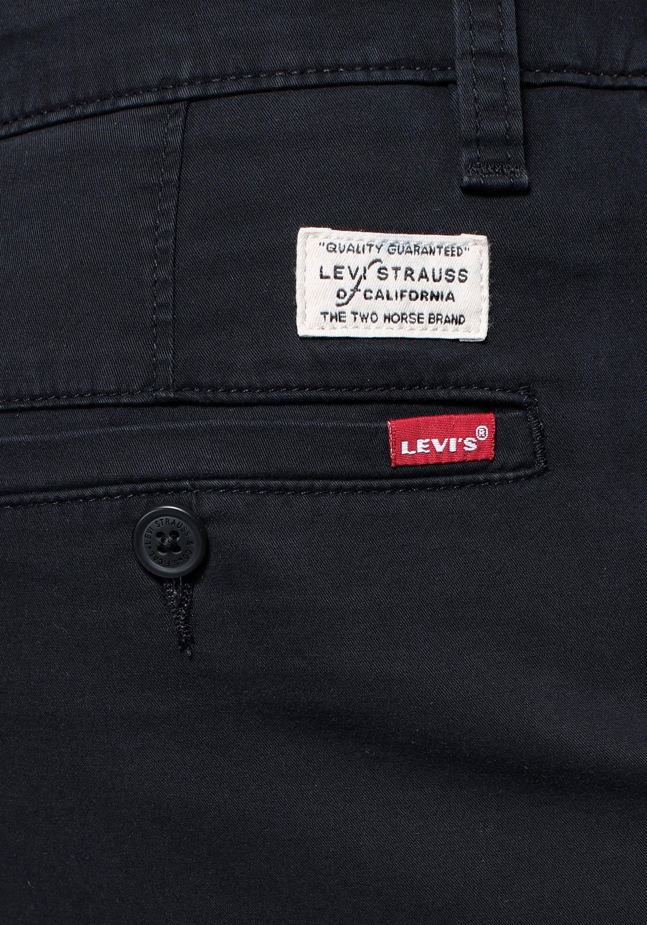 Levi's® Chinoshorts »XX CHINO SHORT II«, Sommerhose mit Logobadge