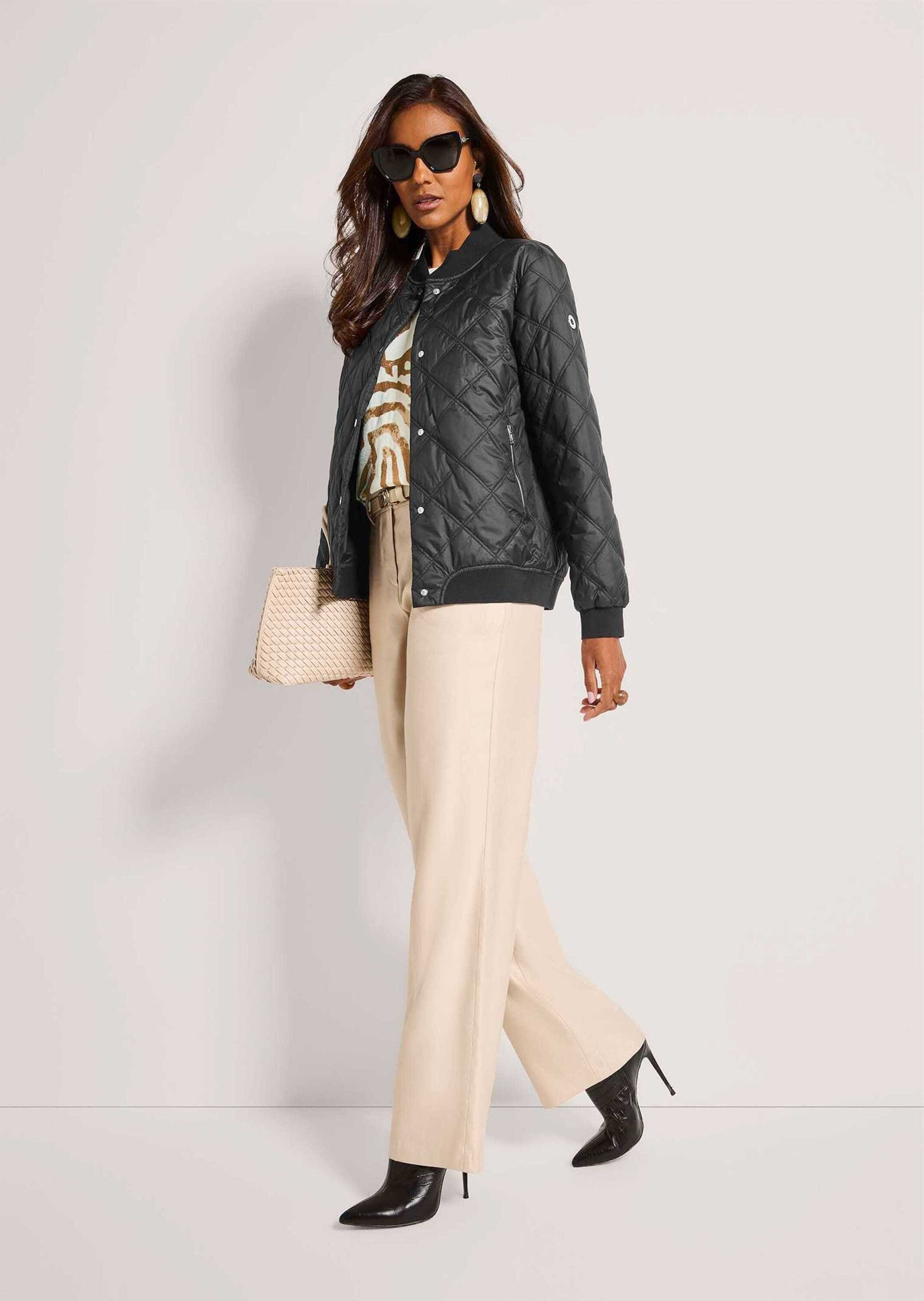 MADELEINE Kurzjacke »Blouson Steppjacke mit Rundhals« Diamantförmige Steppung