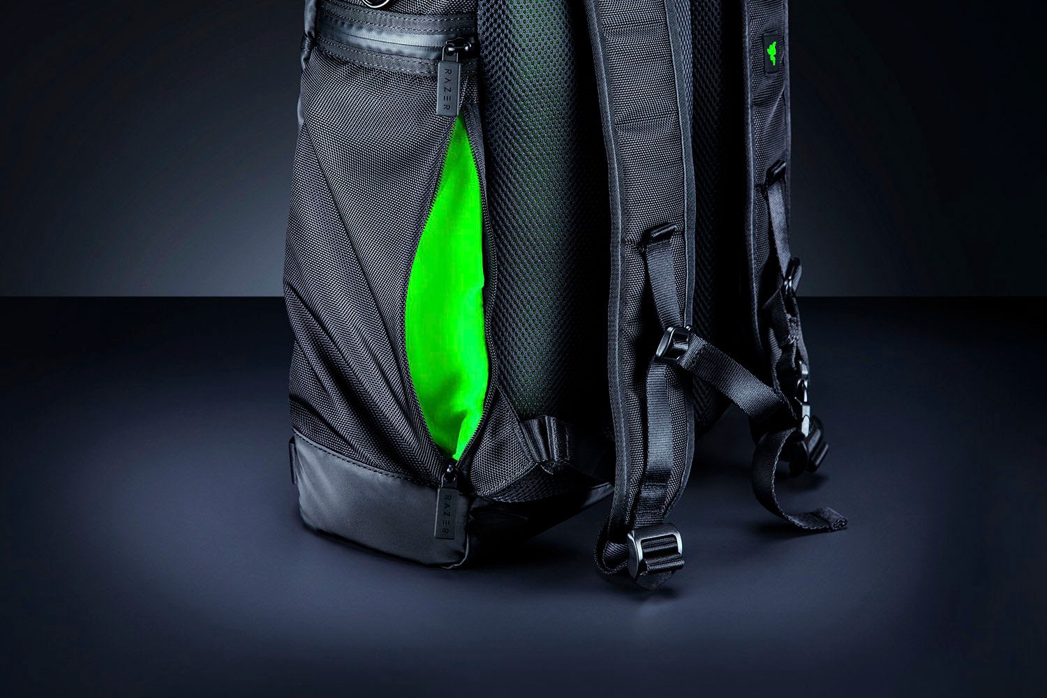 RAZER Laptoprucksack »Recon 15 Rolltop Backpack«