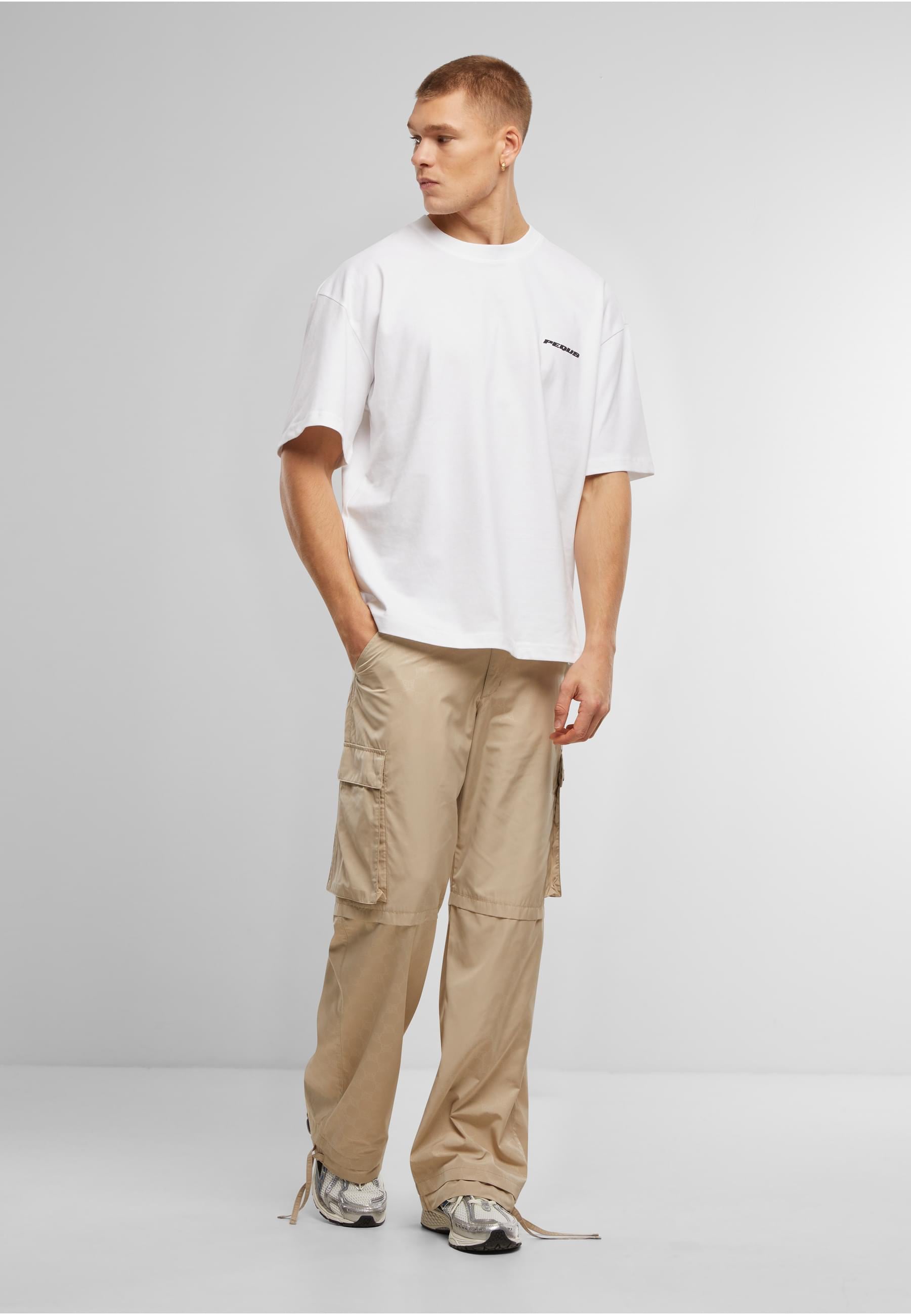 PEQUS Stoffhose »PEQUS PEQUS Aether Monogram Parachute Pants«, (1 tlg.)