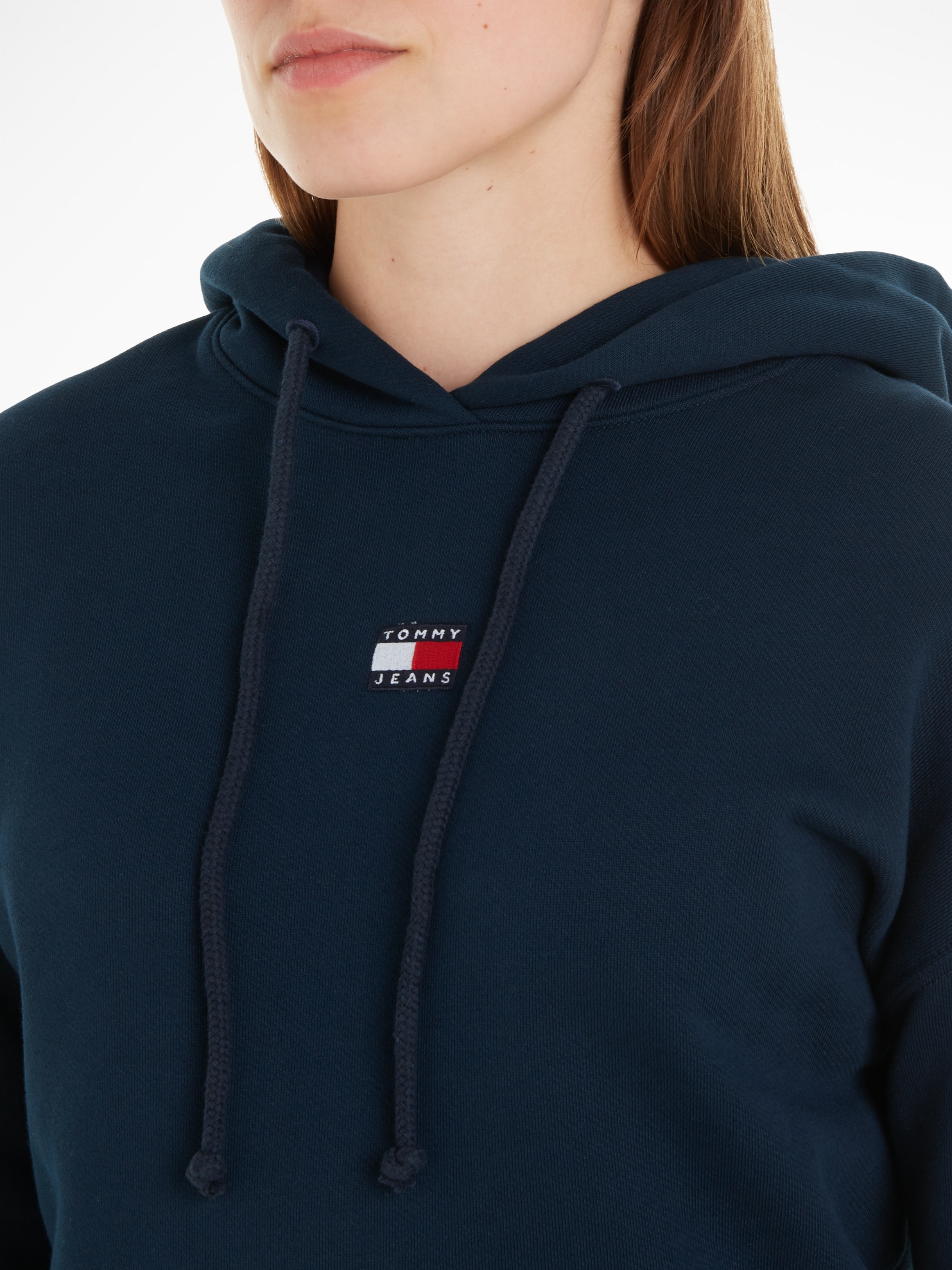 Tommy Jeans Kapuzensweatshirt »TJW BXY BADGE HOODIE«, mit Logostickerei