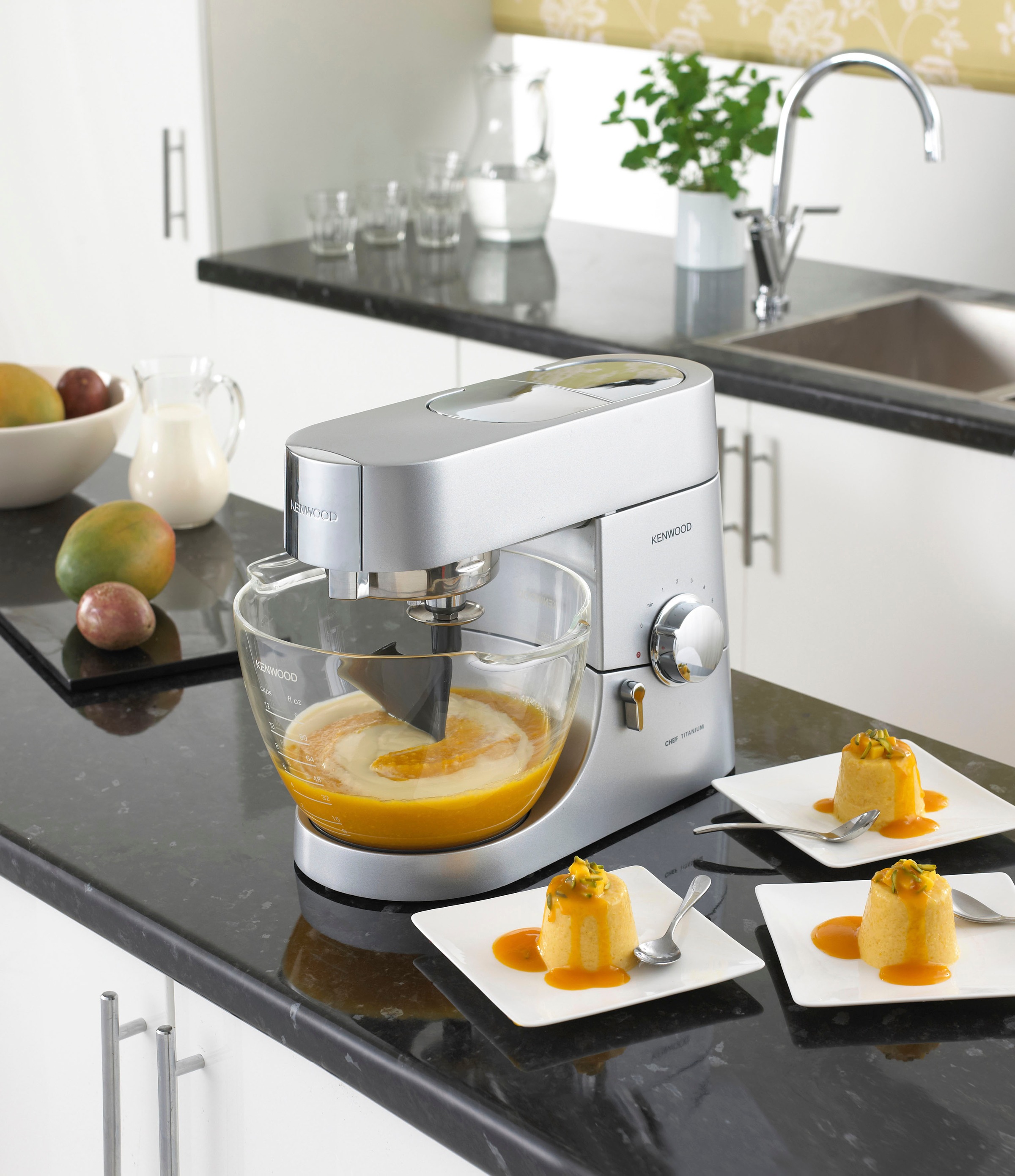 KENWOOD Küchenmaschinenschüssel »Chef Glas-Rührschüssel AT550«, aus Glas, Kompatibel mit: KVC3-Serie, Elite KVC5-Serie, Titanium KVC7-Serie