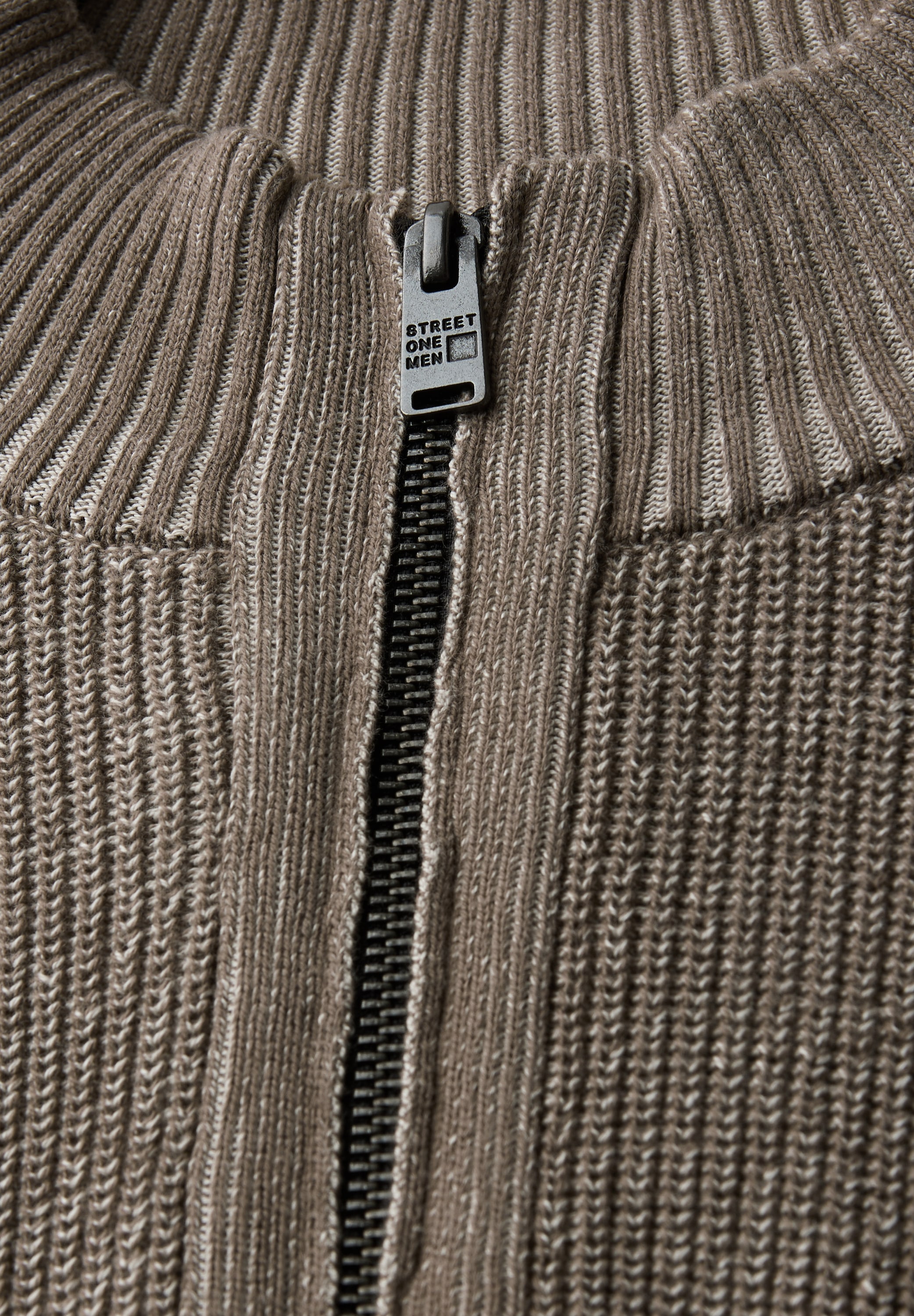 STREET ONE MEN Stehkragenpullover, aus reiner Baumwolle