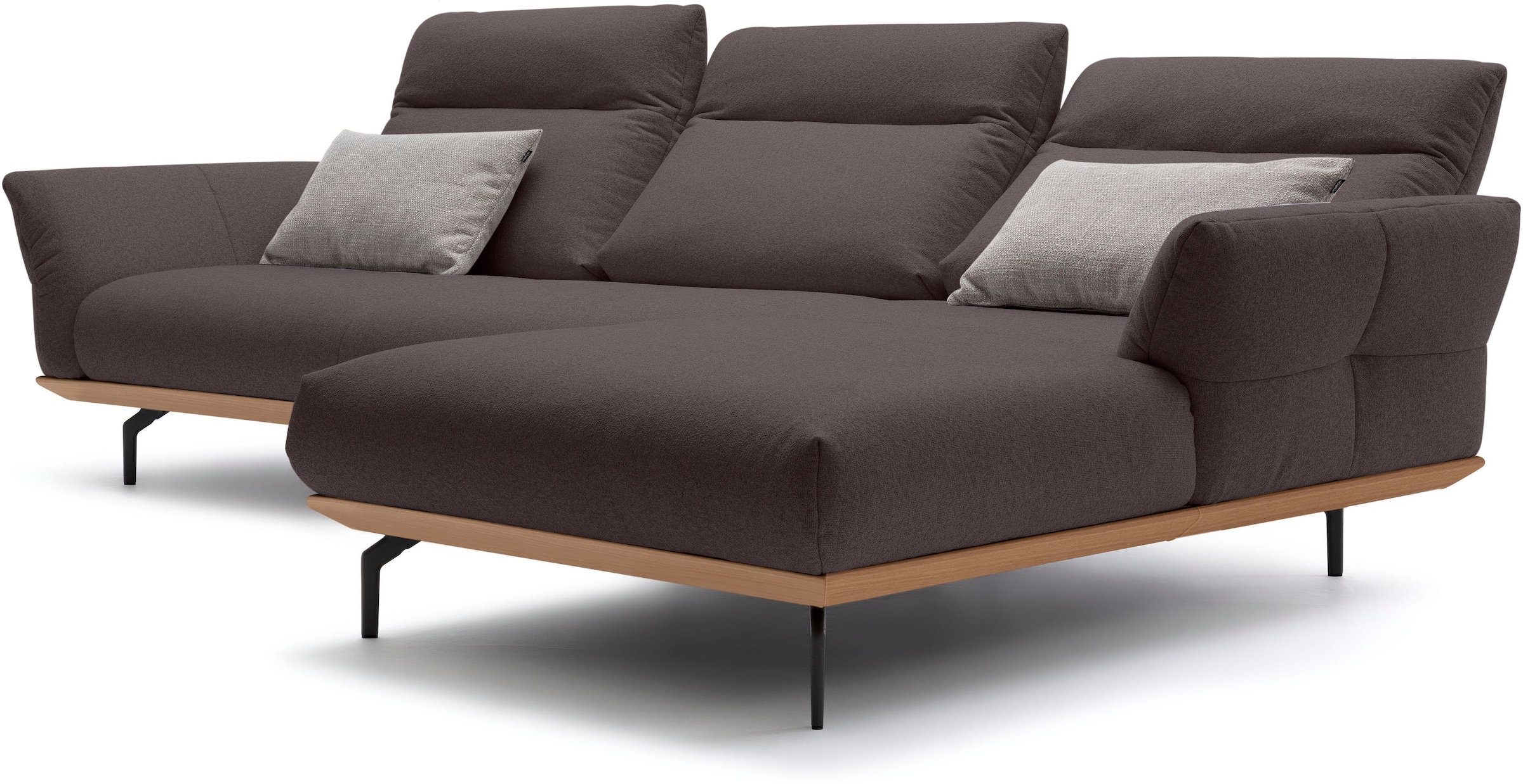 Creation BY ROLF BENZ Ecksofa »CR.460«, Sockel in Eiche, Winkelfüße in Umbragrau, Breite 318 cm