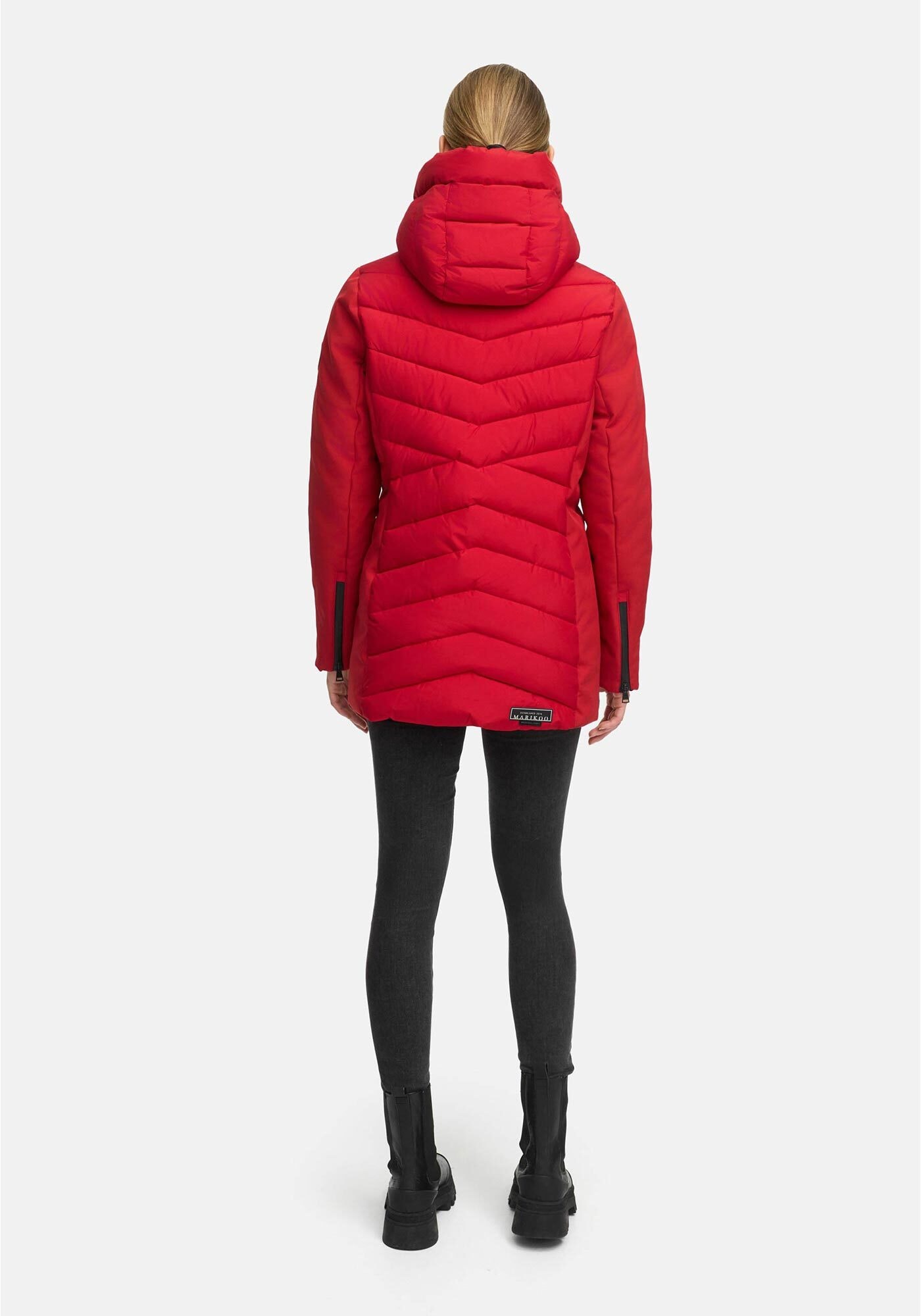 Marikoo Winterjacke »Tivaa«, Feminine Silhouette