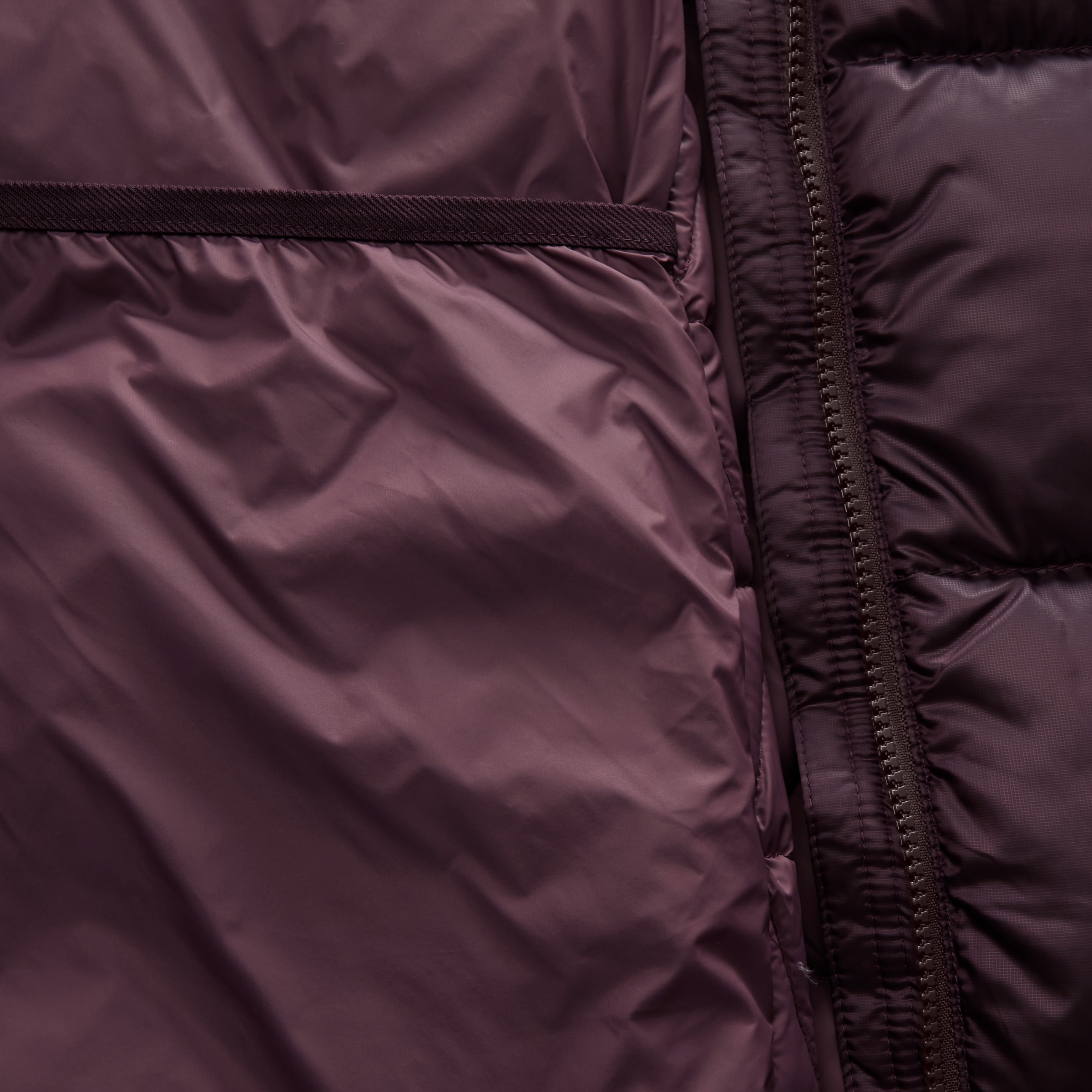 Berghaus Daunenjacke »EXPLORER LONG DOWN JACKET« wasserabweisendes und windabweisendes Material, mit Reißverschluss