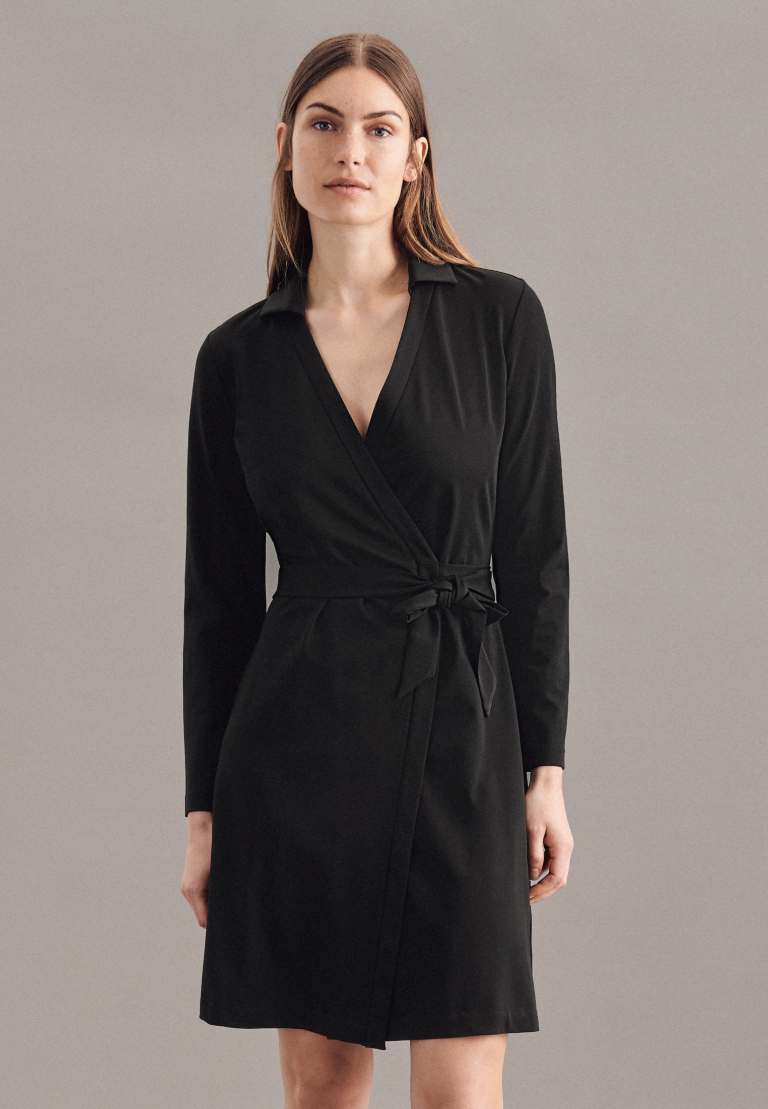 seidensticker Sommerkleid »Schwarze Rose«, Langarm V-Neck Uni