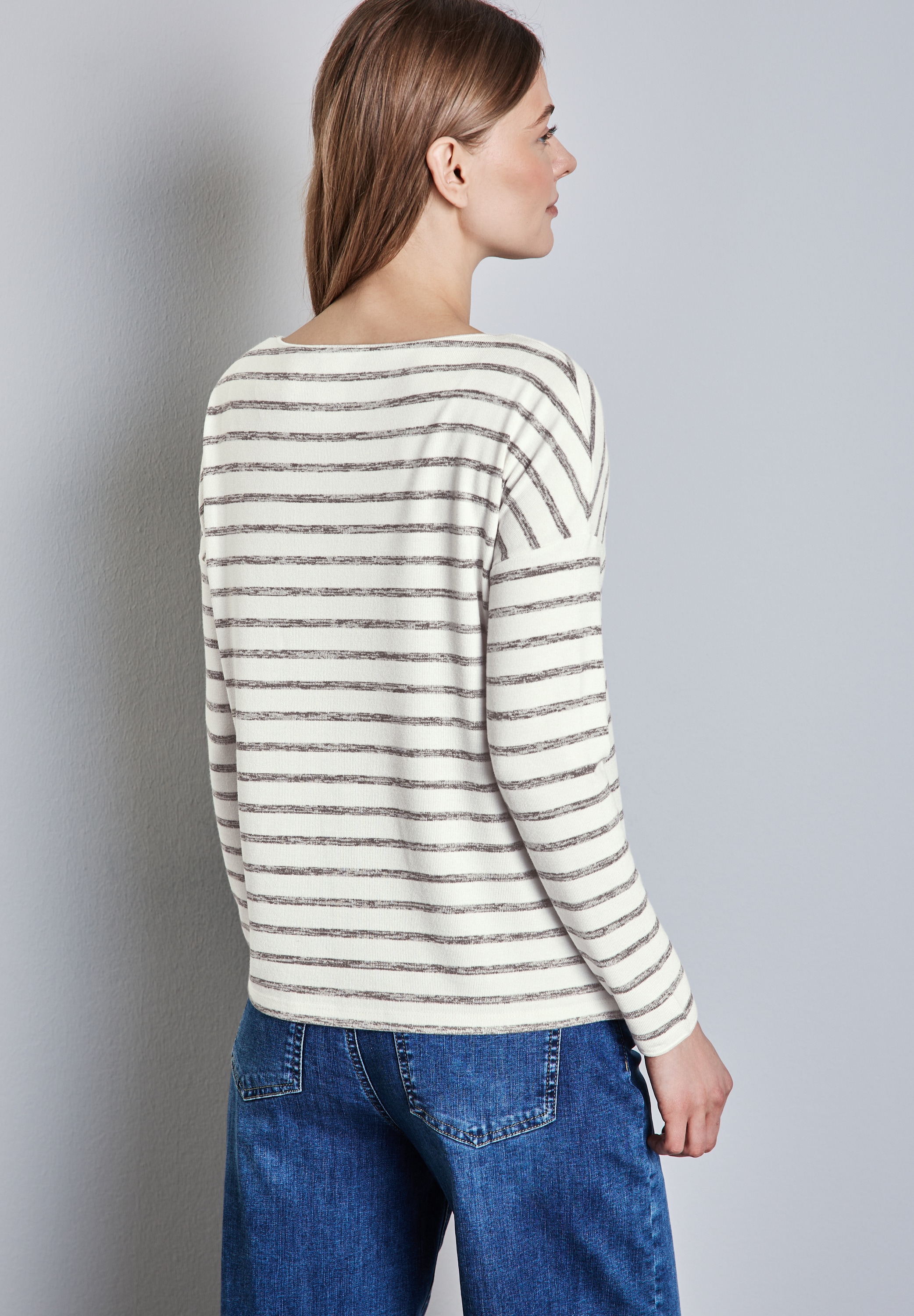 STREET ONE Langarmshirt, aus softem Materialmix