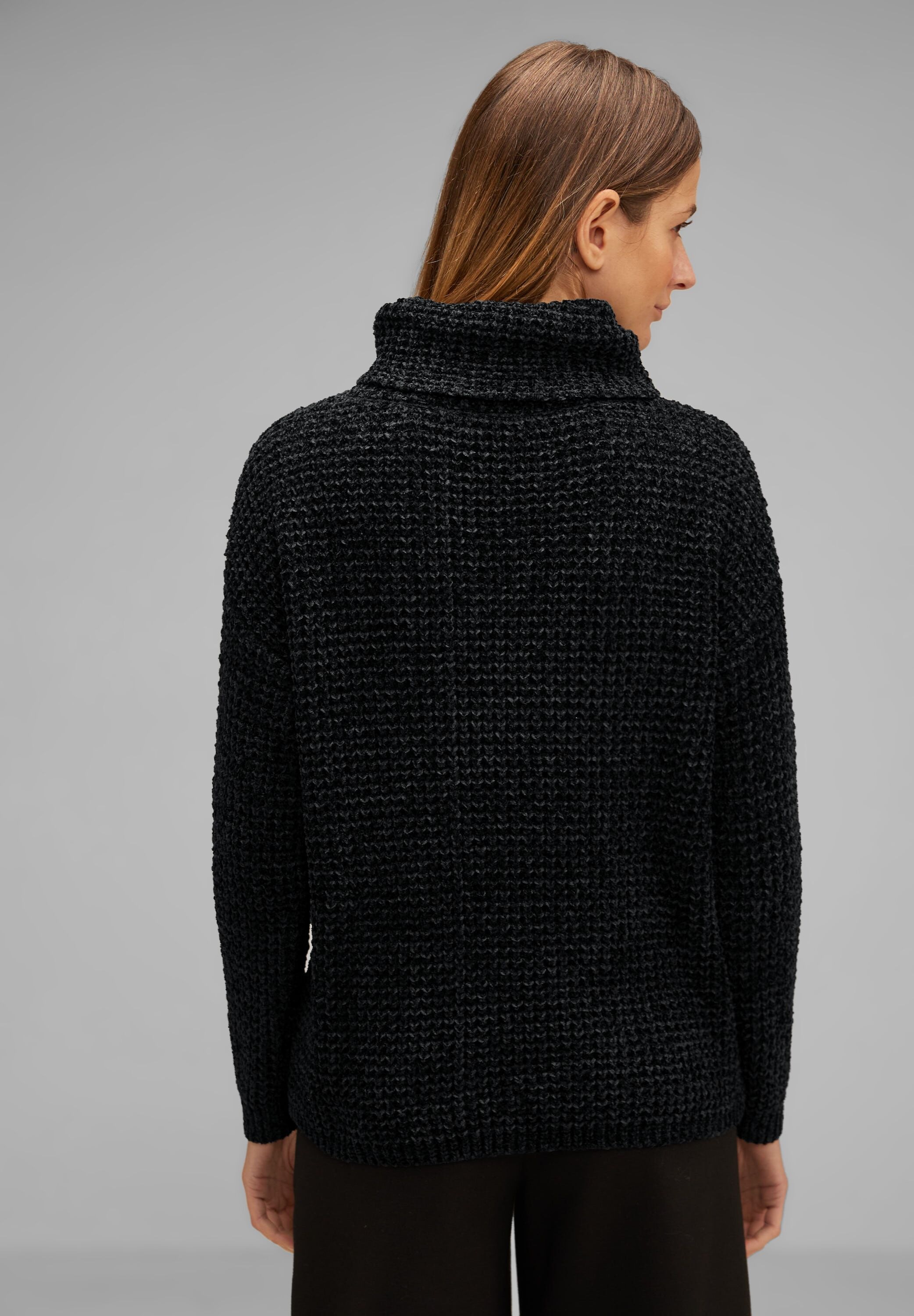 STREET ONE Rollkragenpullover, mit Lochmuster