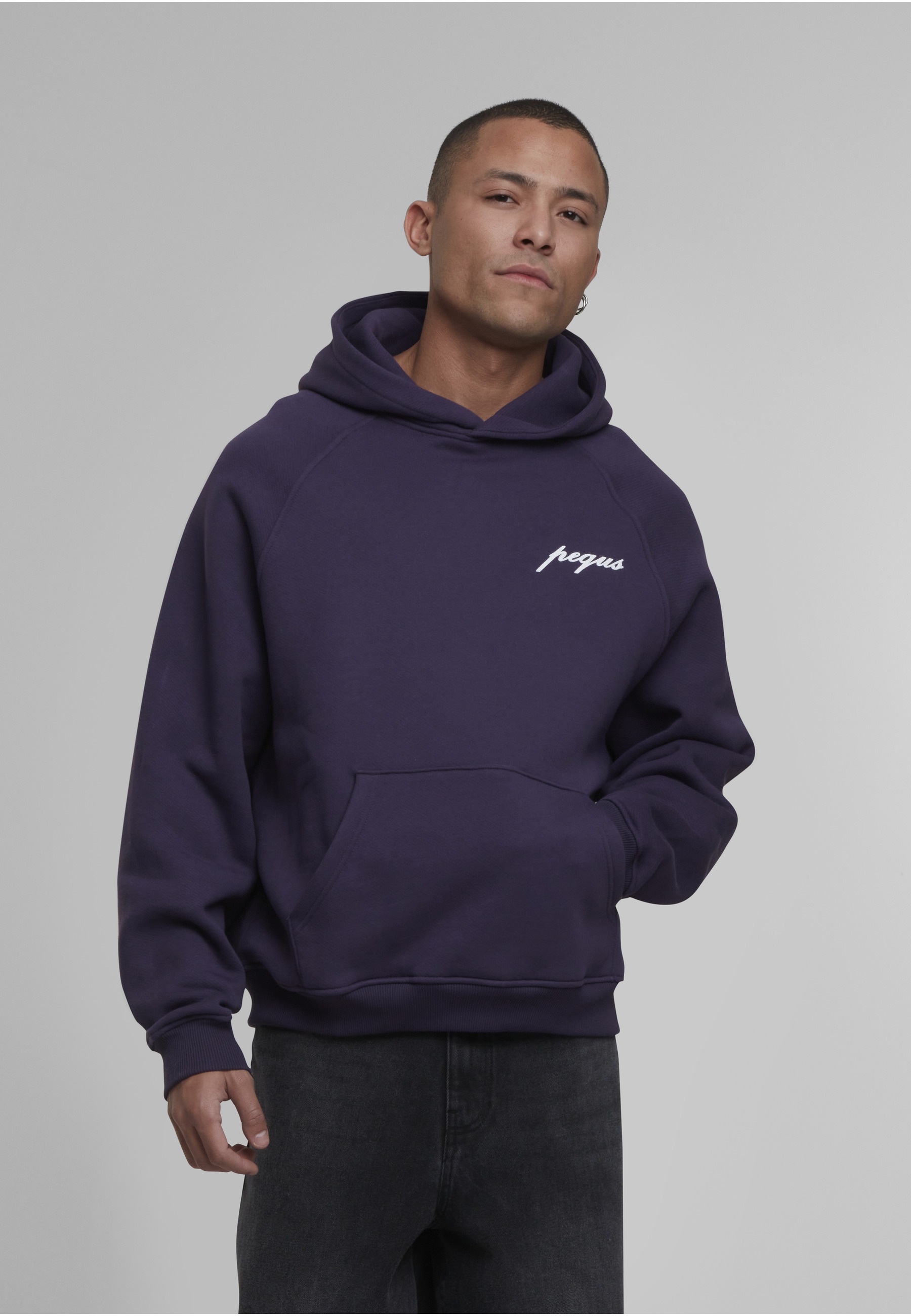 PEQUS Kapuzensweatshirt »PEQUS PEQUS Chest Logo Hoodie«, 1 Stk.
