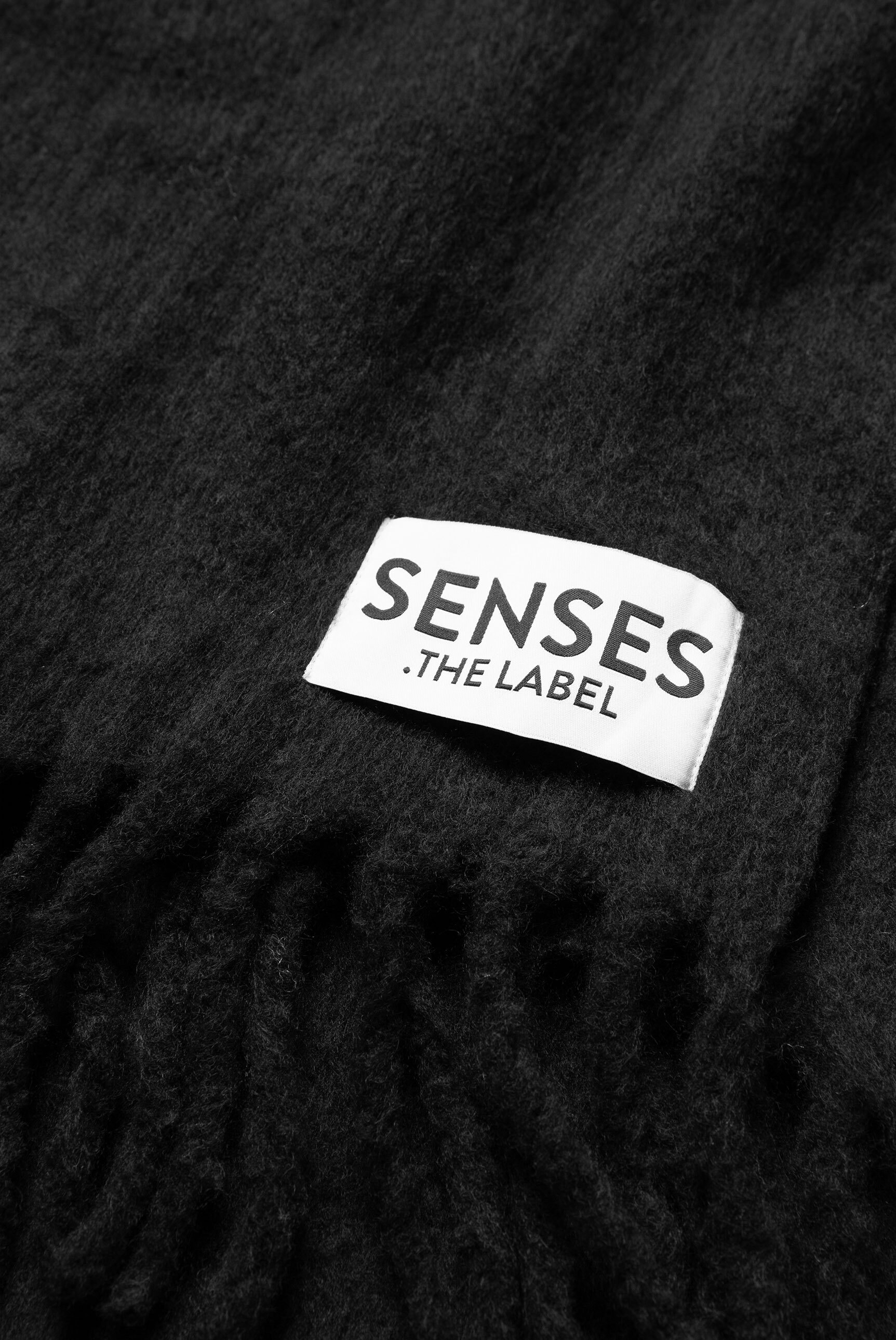 SENSES.THE LABEL Strickschal