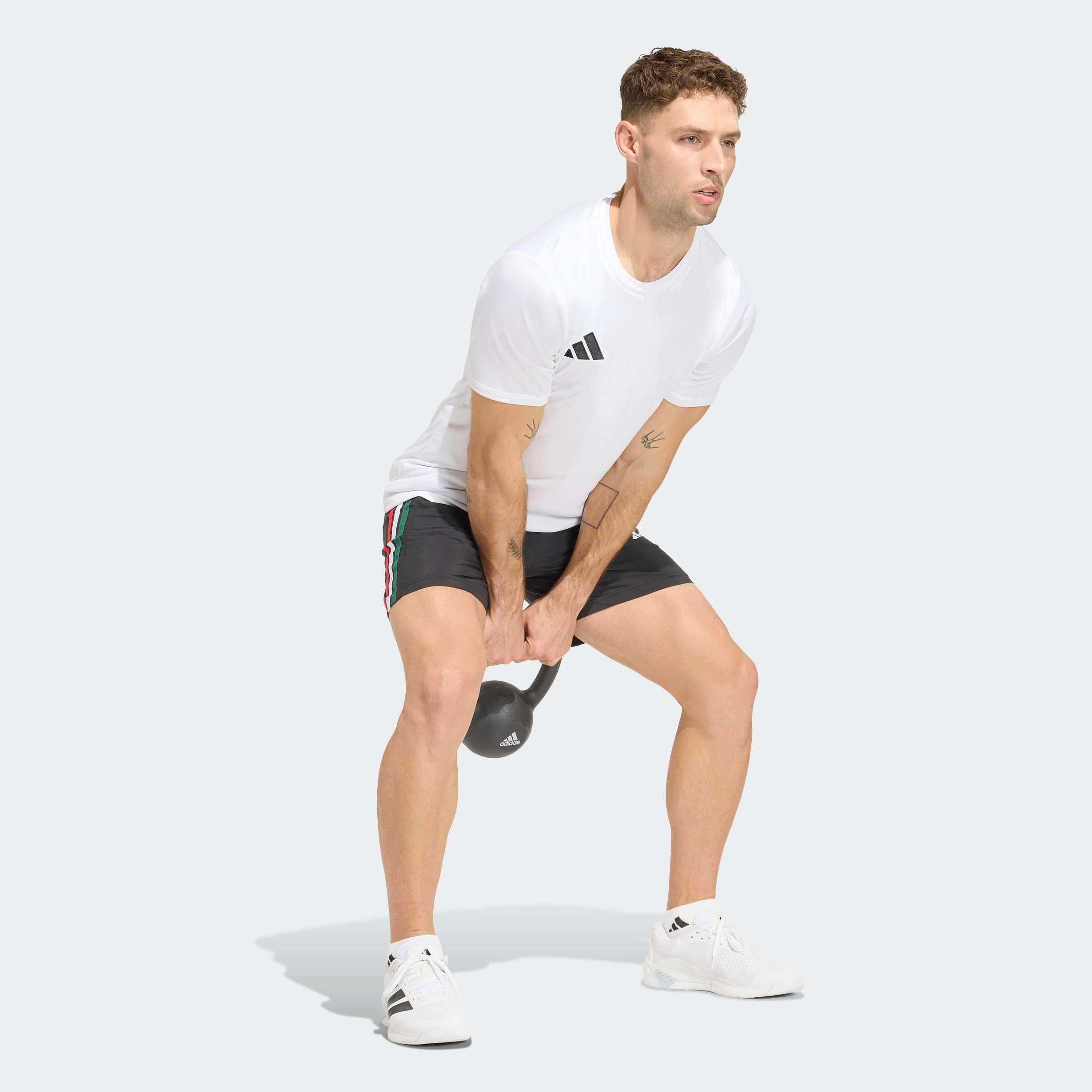 adidas Performance Shorts »WORKOUT ESSENTIALS 3-STRIPES WOVEN«  für Fitness und Sportmode, normal-weite Passform