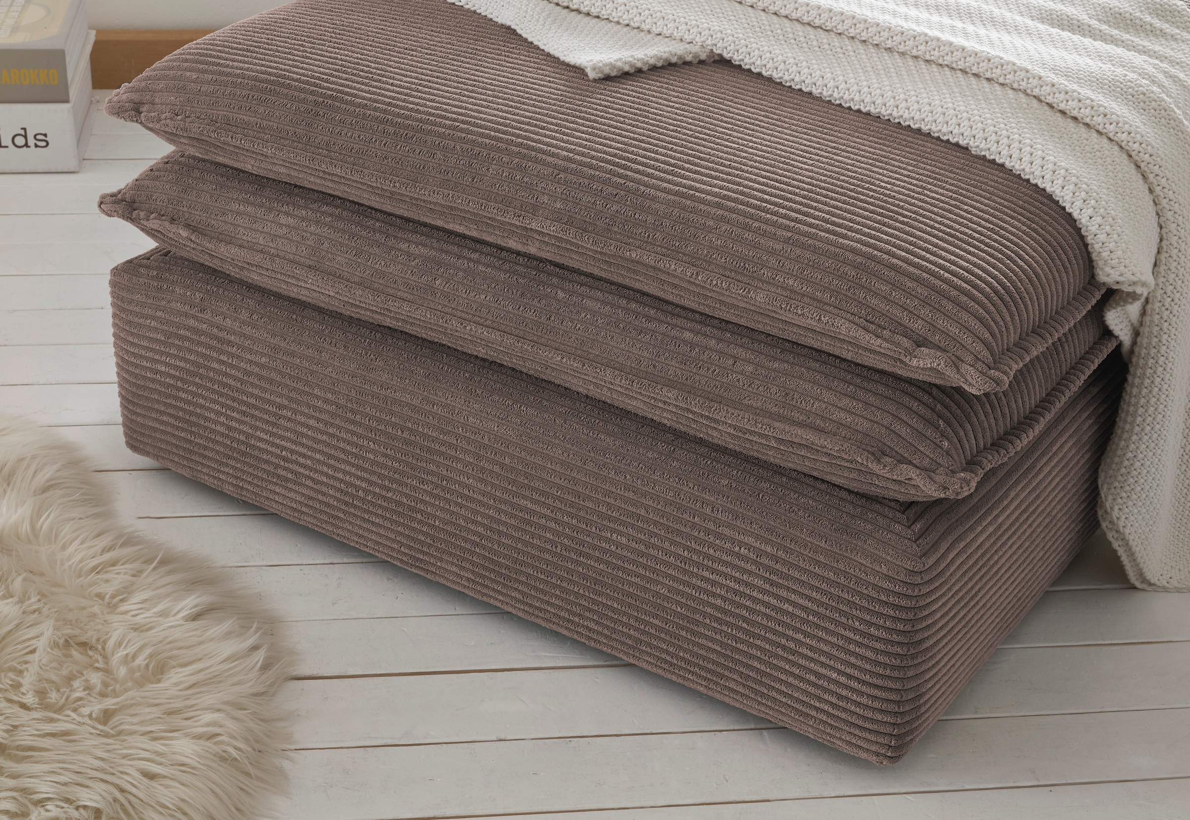 Places of Style Sitzgruppe »PIAGGE«, (2 tlg.), 2-Sitzer-Sofa und Hocker klein im Set