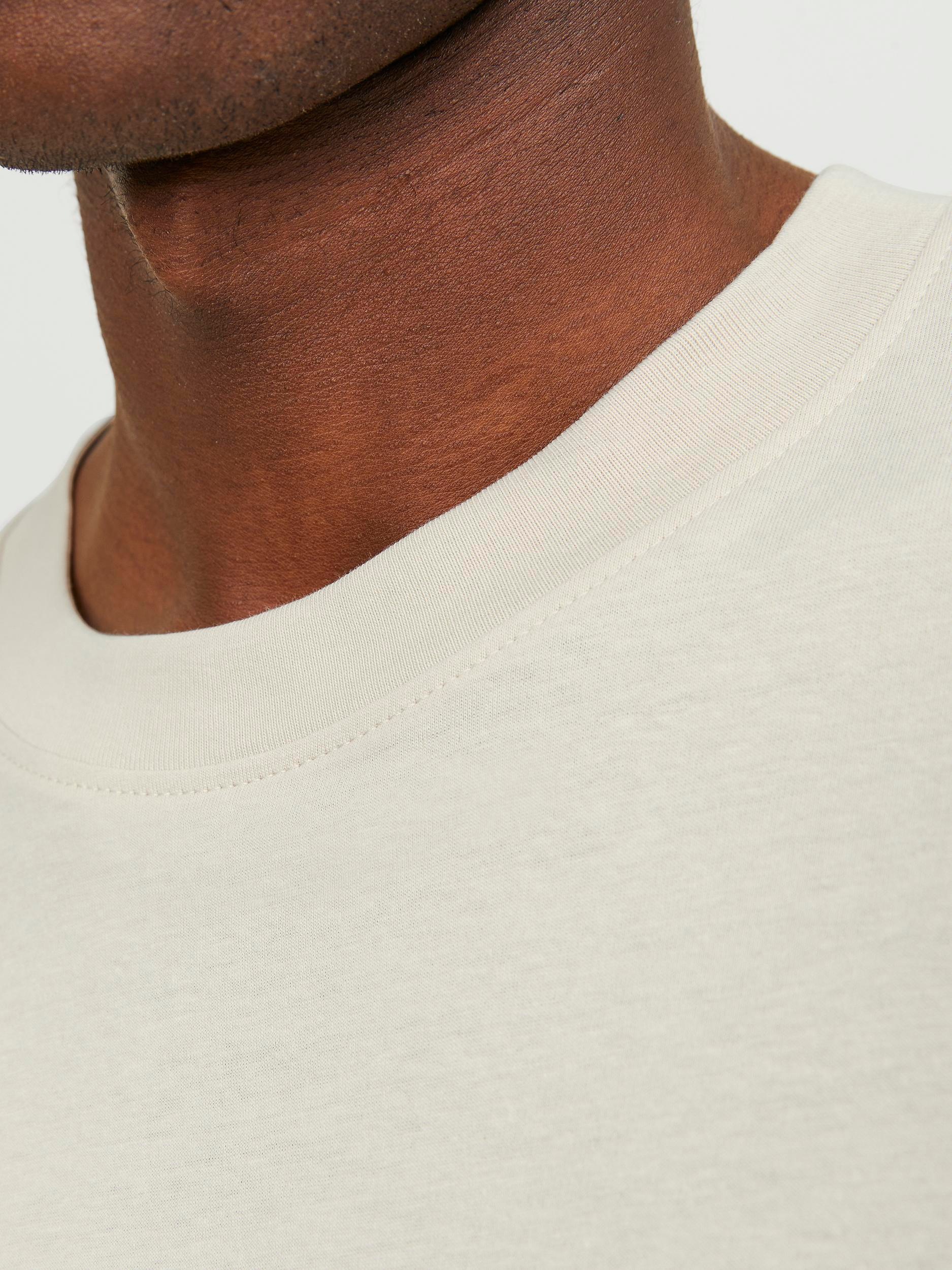 Jack & Jones Oversize-Shirt »JJEBRADLEY Oversize T-Shirt mit klassischem Rundhalsausschnitt«, unifarben, oversize, Rundhals, Jersey, pflegeleicht